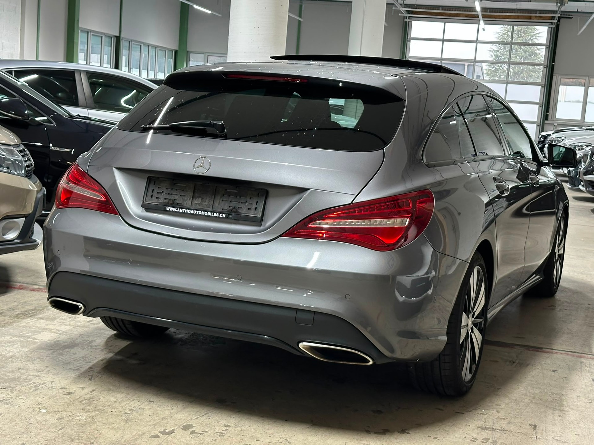 MERCEDES-BENZ CLA Shooting Brake 200 Night Star 7G-DCT-image-5