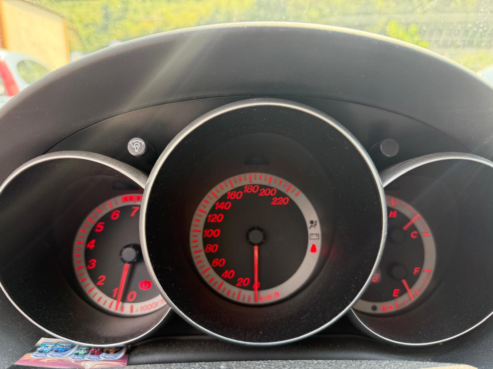MAZDA 3 2.0 16V Sport-image-9