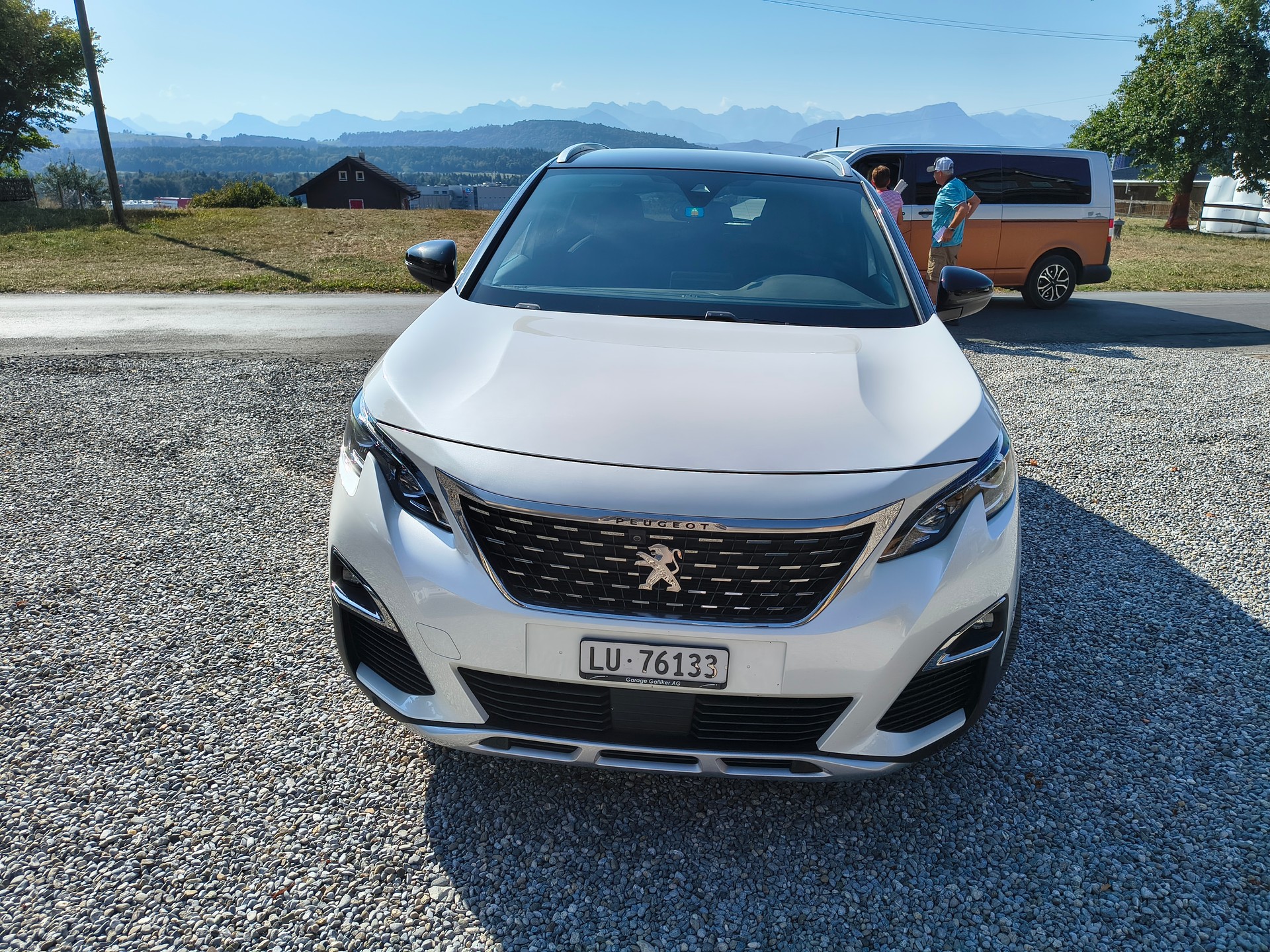 PEUGEOT 1.6 PureTech GT Line-image-2