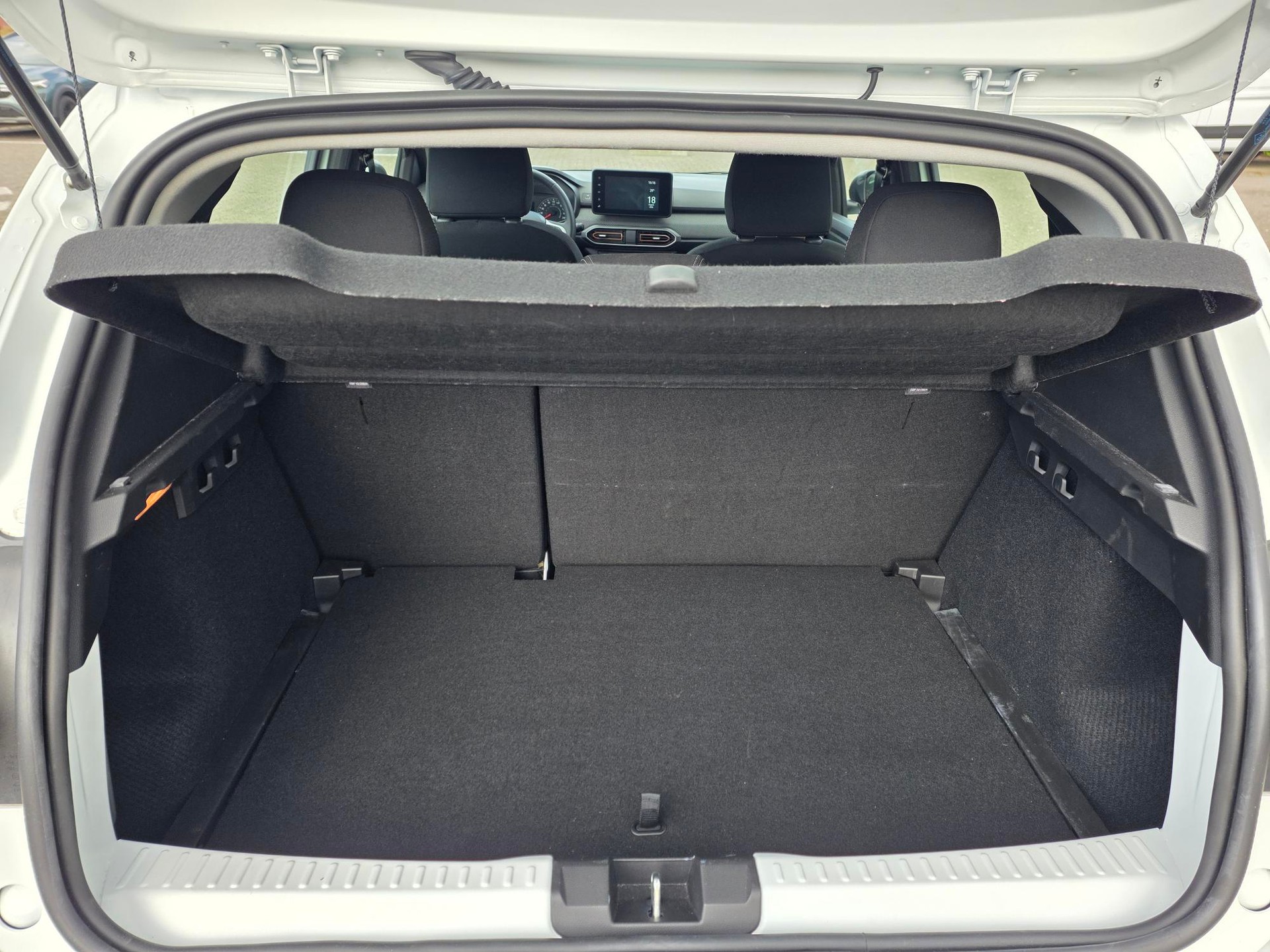 DACIA Sandero STEPWAY EXPRESSION TCe 90 CVT-image-8