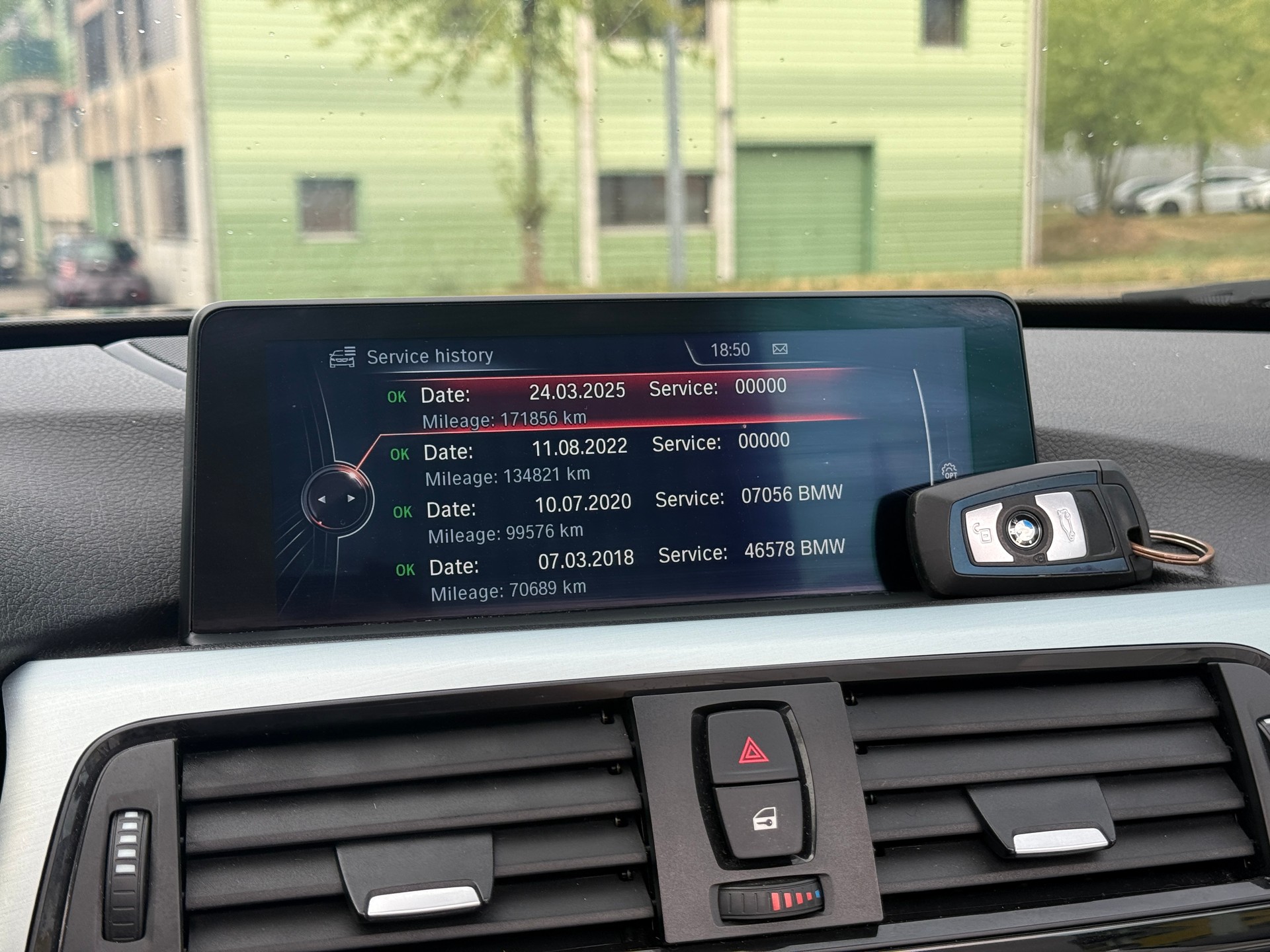BMW 435i Cabriolet xDrive M Sport Steptronic-image-13