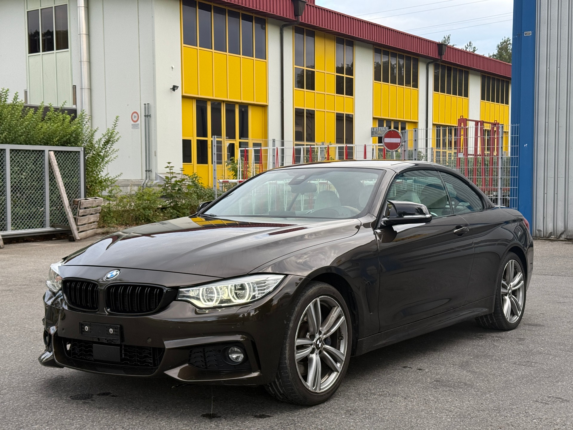 BMW 435i Cabriolet xDrive M Sport Steptronic-image-1
