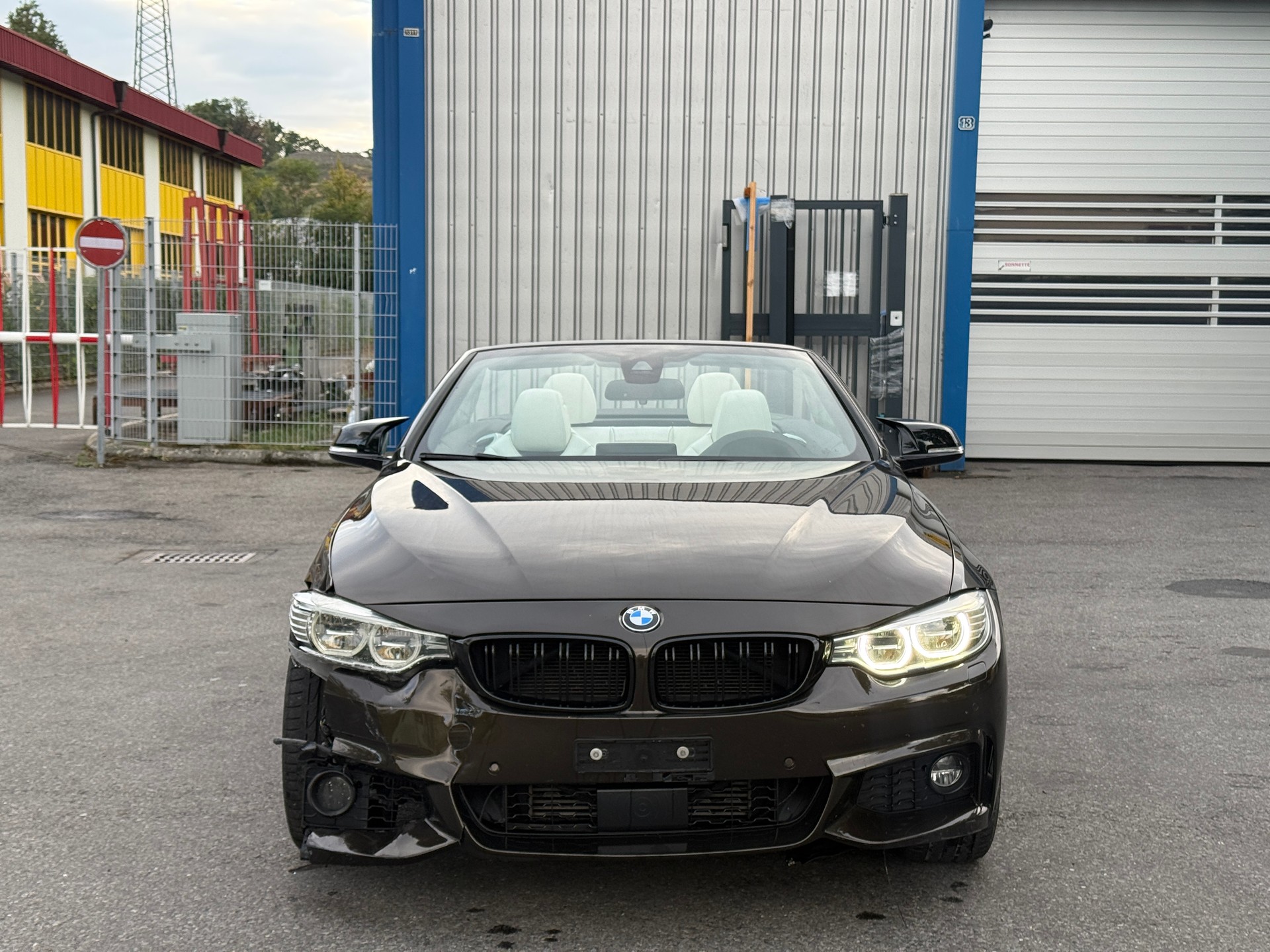BMW 435i Cabriolet xDrive M Sport Steptronic-image-2