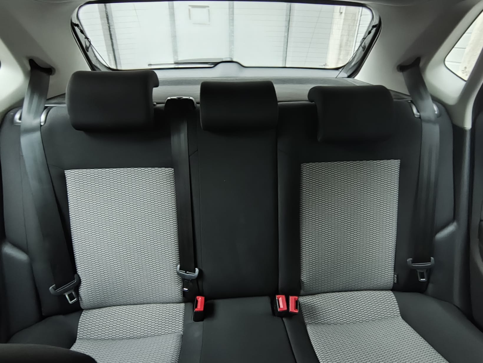VW Polo 1.2 TDI R-Line Design-image-10