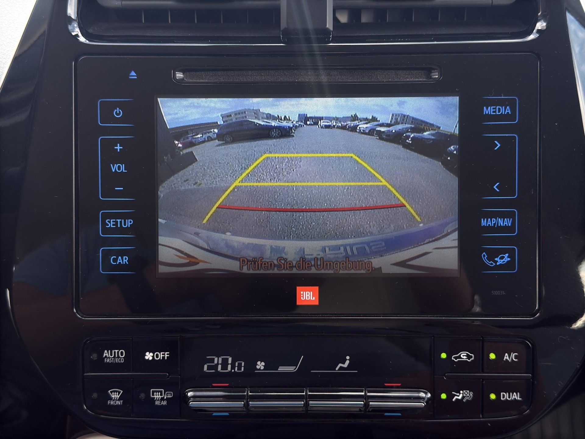TOYOTA Prius 1.8 VVTi HSD Sol Premium-image-23