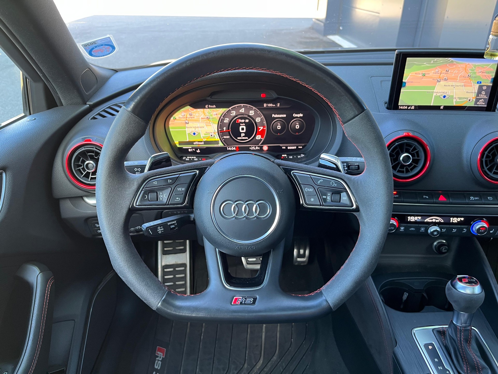 AUDI RS3 Sportback 2.5 TSI quattro S-tronic-image-16