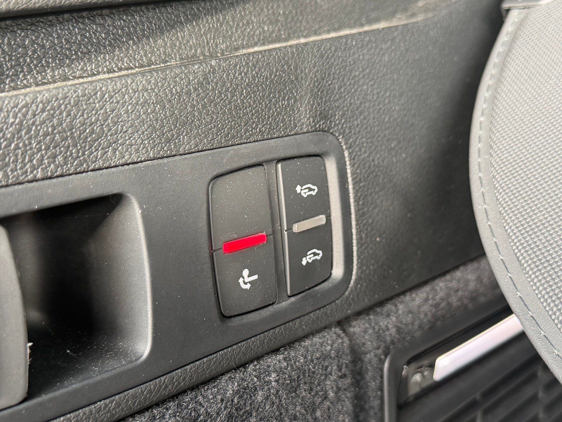AUDI Q5 45 TFSI S-line quattro S-tronic-image-27