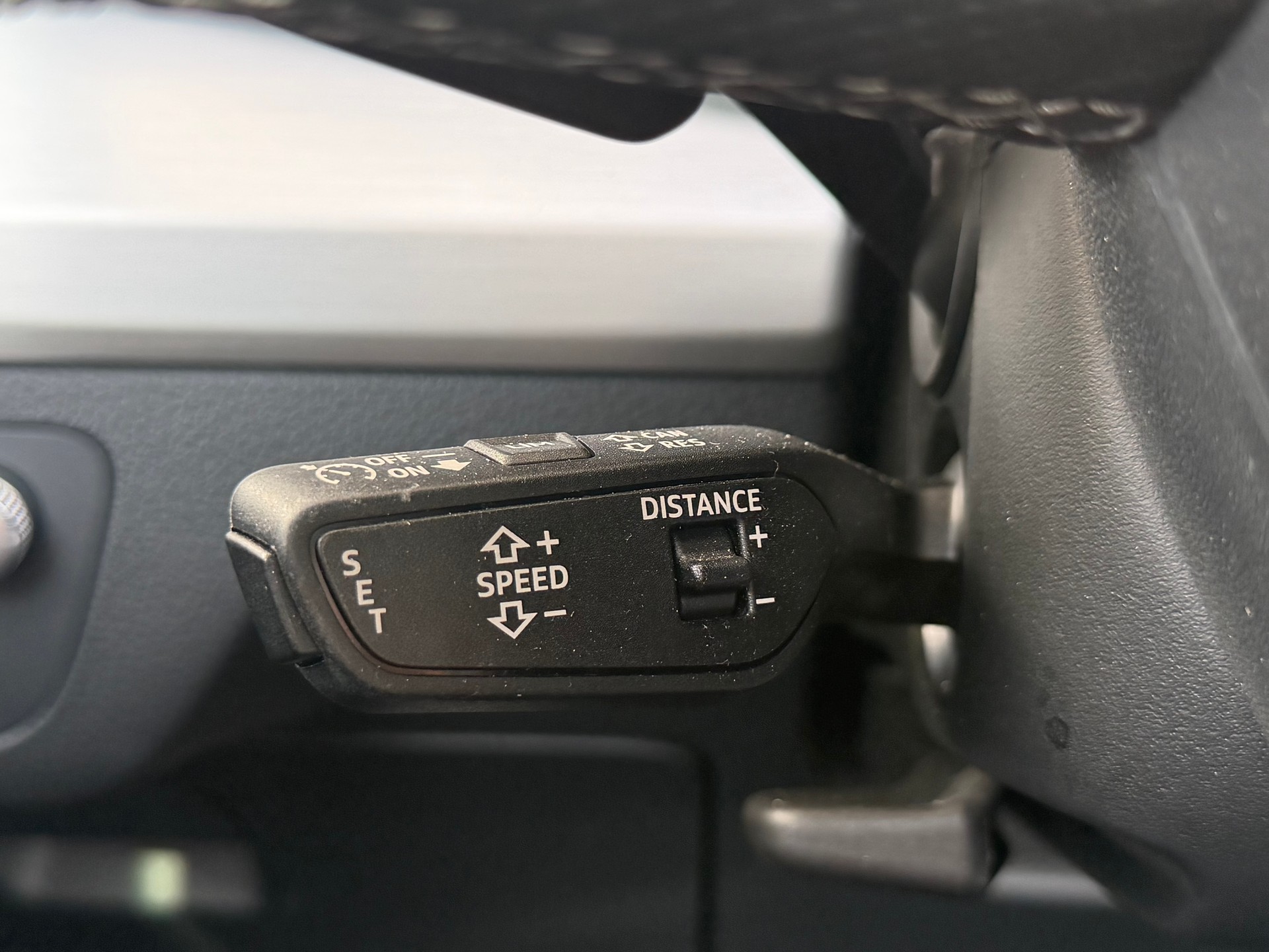 AUDI Q5 45 TFSI S-line quattro S-tronic-image-15