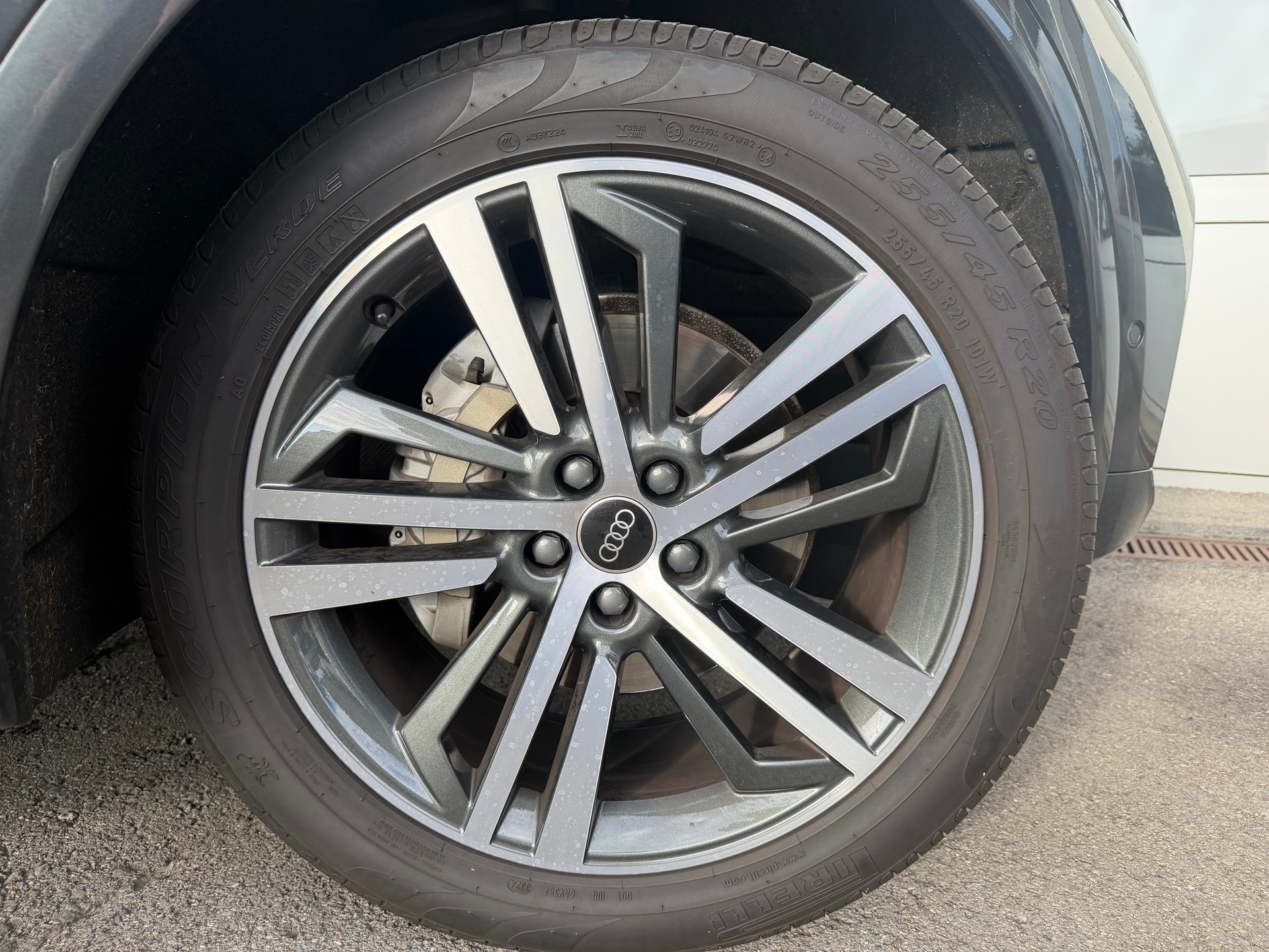 AUDI Q5 45 TFSI S-line quattro S-tronic-image-10
