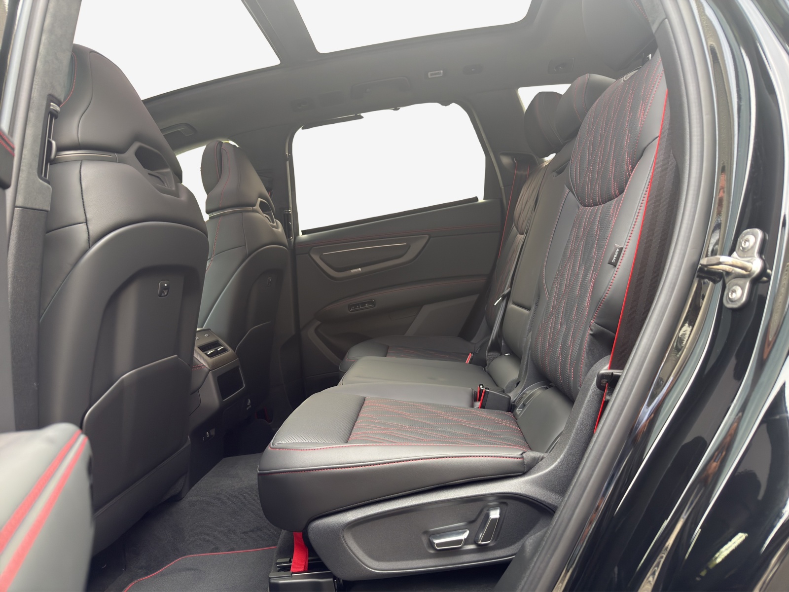 AUDI Q7 SUV TDI quattro 220 kW-image-11