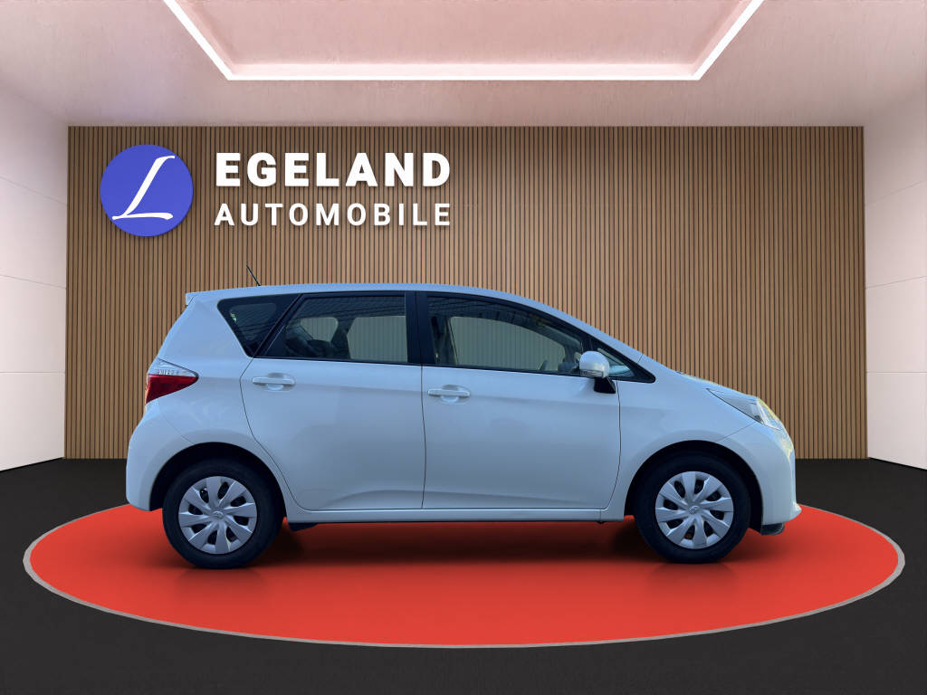 TOYOTA Verso-S 1.33 VVT-i Linea Luna-image-7