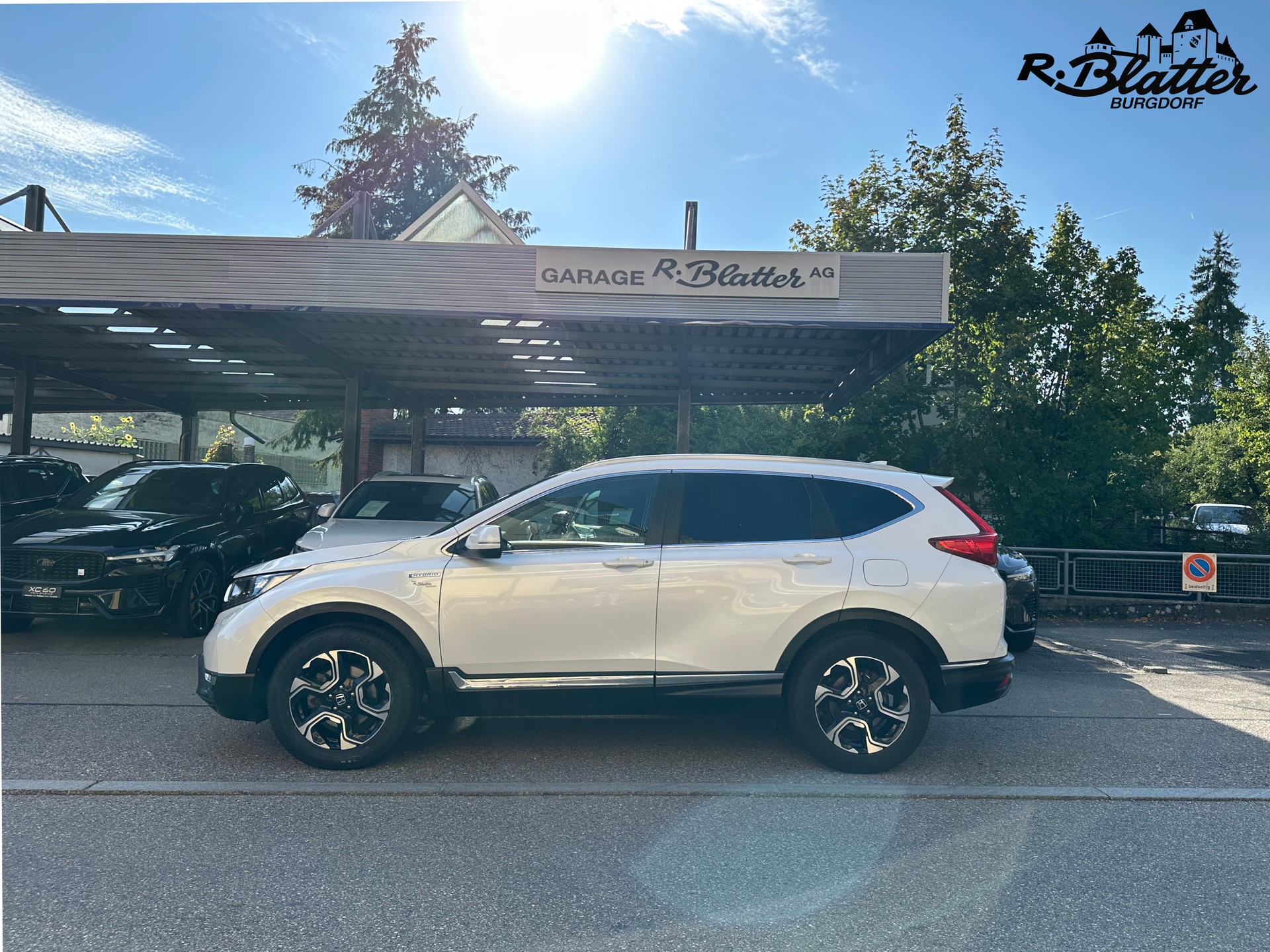 HONDA CR-V 2.0i MMD Hybrid Executive 4WD Automatic-image-2