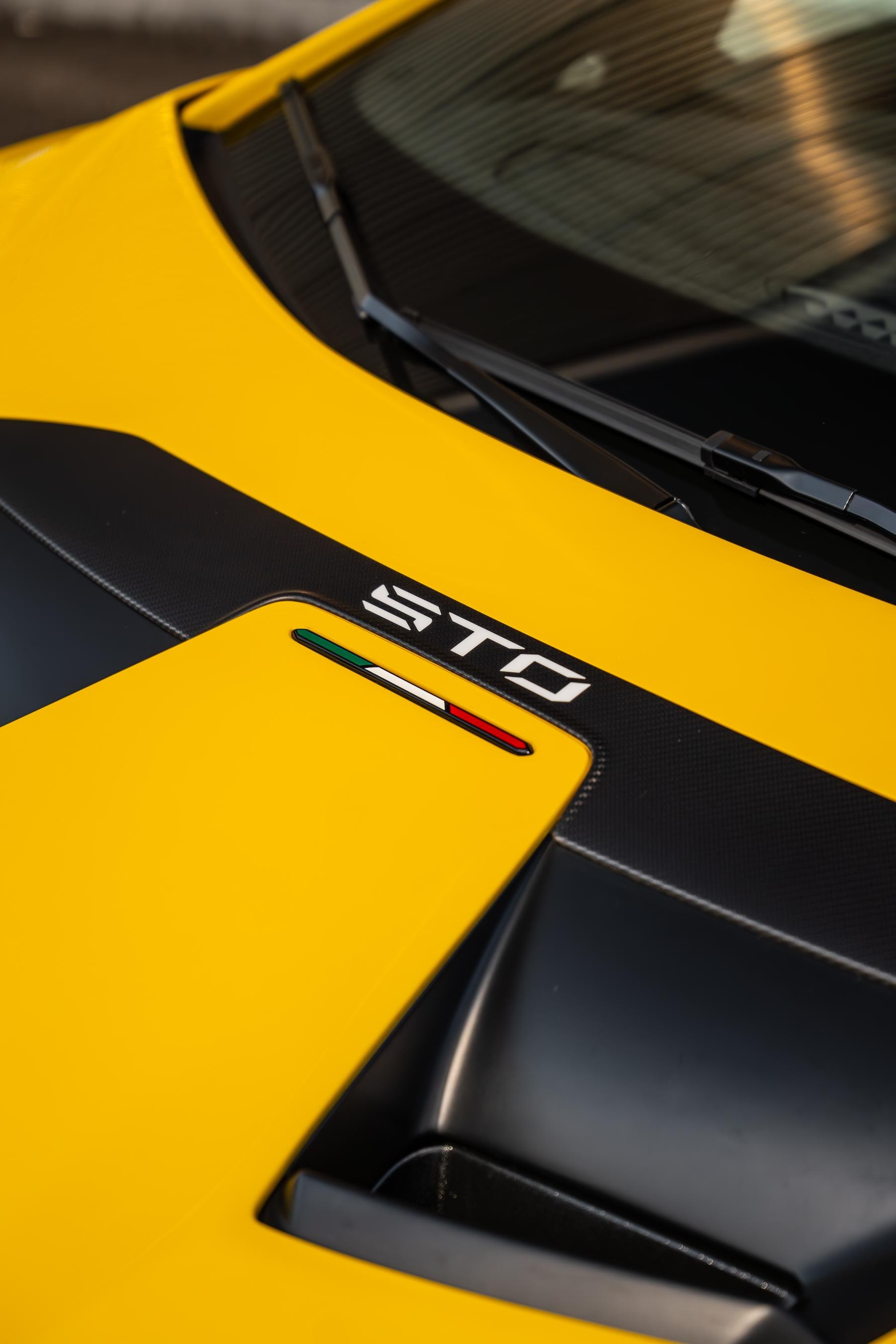 LAMBORGHINI Huracan STO Coupé DCT RWD-image-10
