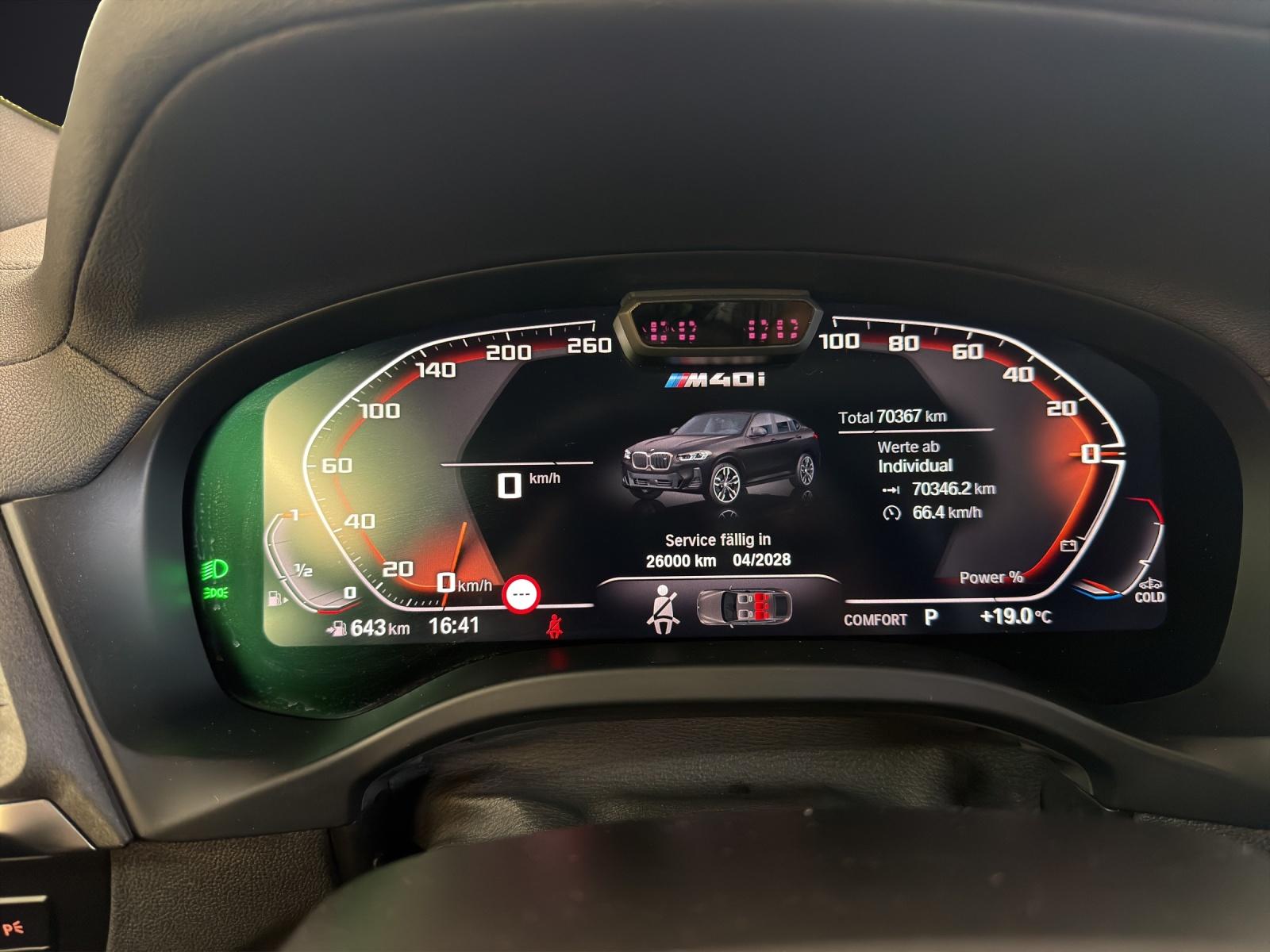 BMW X4 M40i-image-19