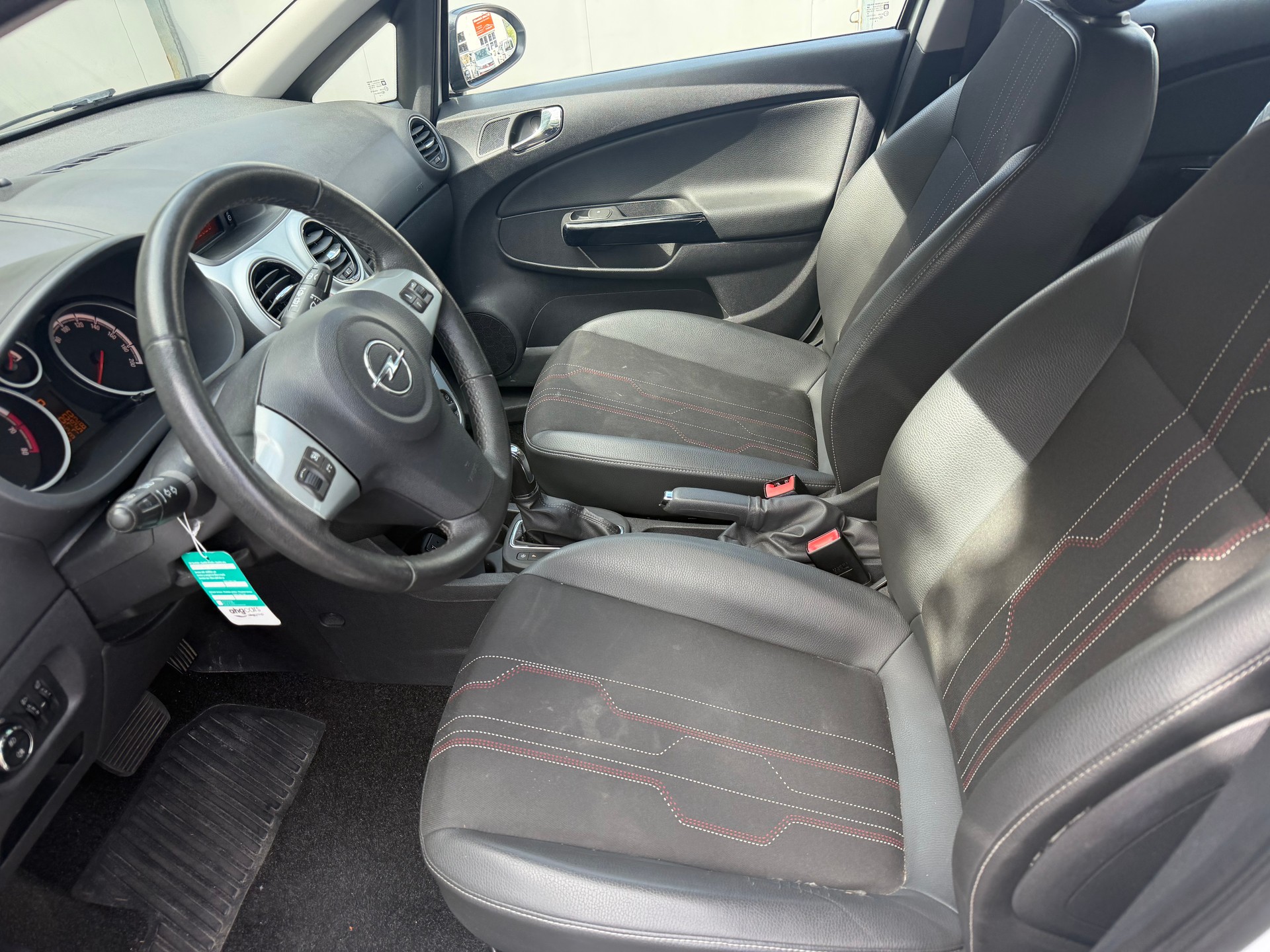 OPEL Corsa 1.4 TP Anniversary Edition Automatic-image-9