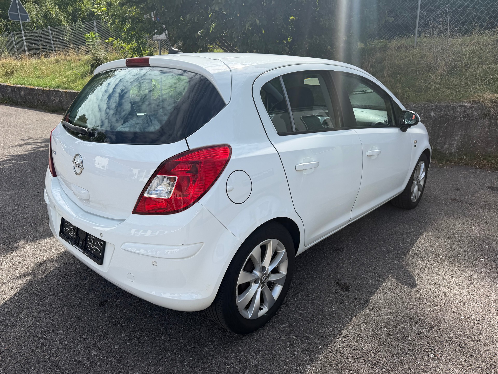 OPEL Corsa 1.4 TP Anniversary Edition Automatic-image-7