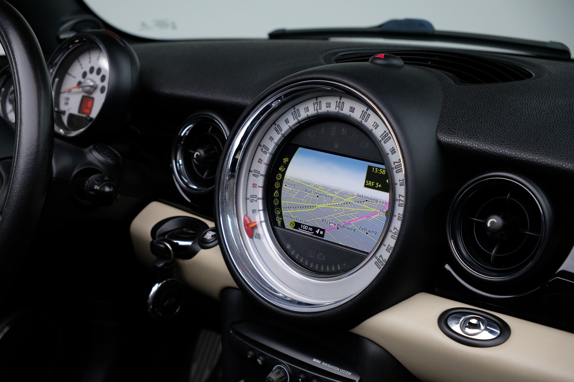 MINI Cooper S Cabriolet-image-14