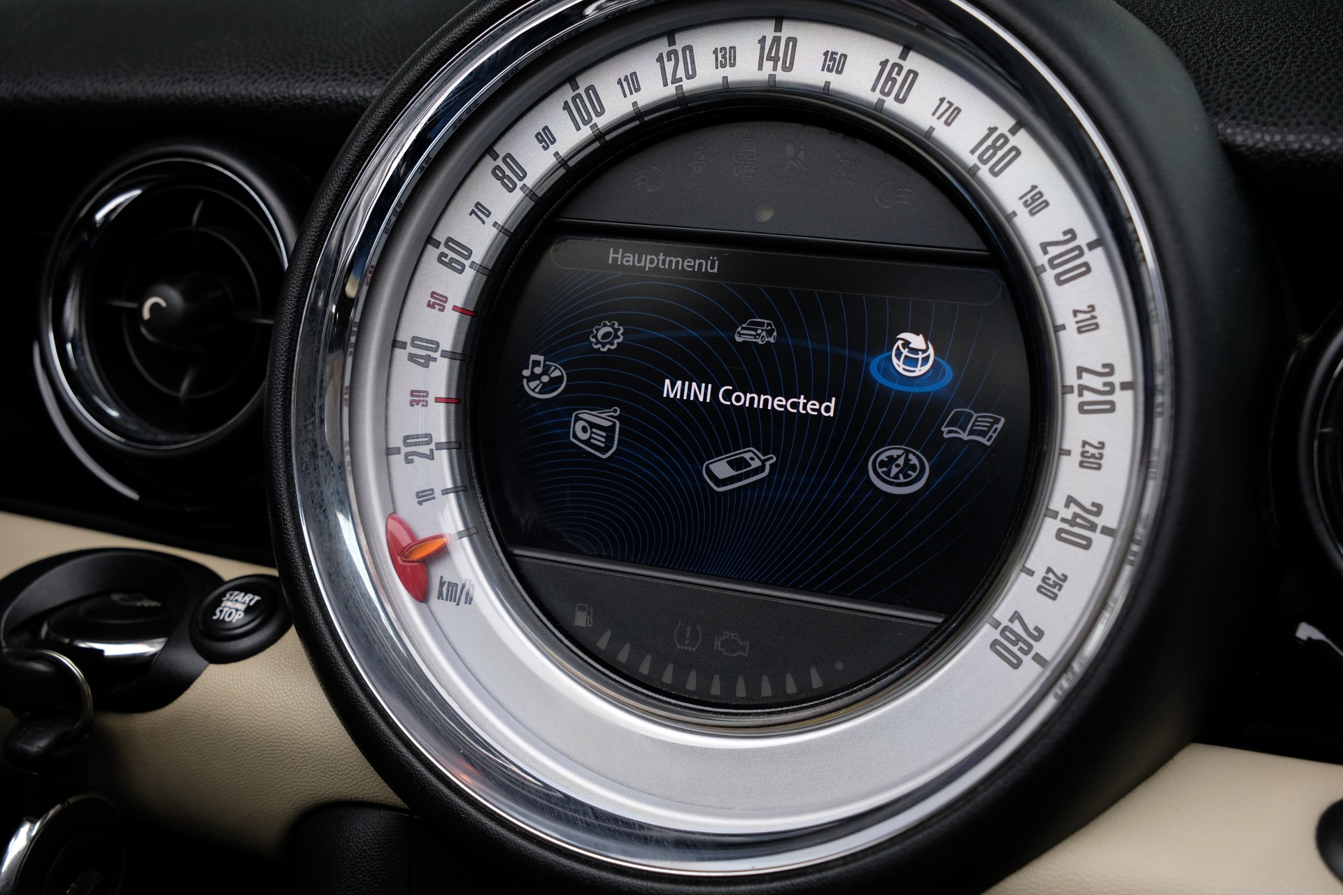 MINI Cooper S Cabriolet-image-18