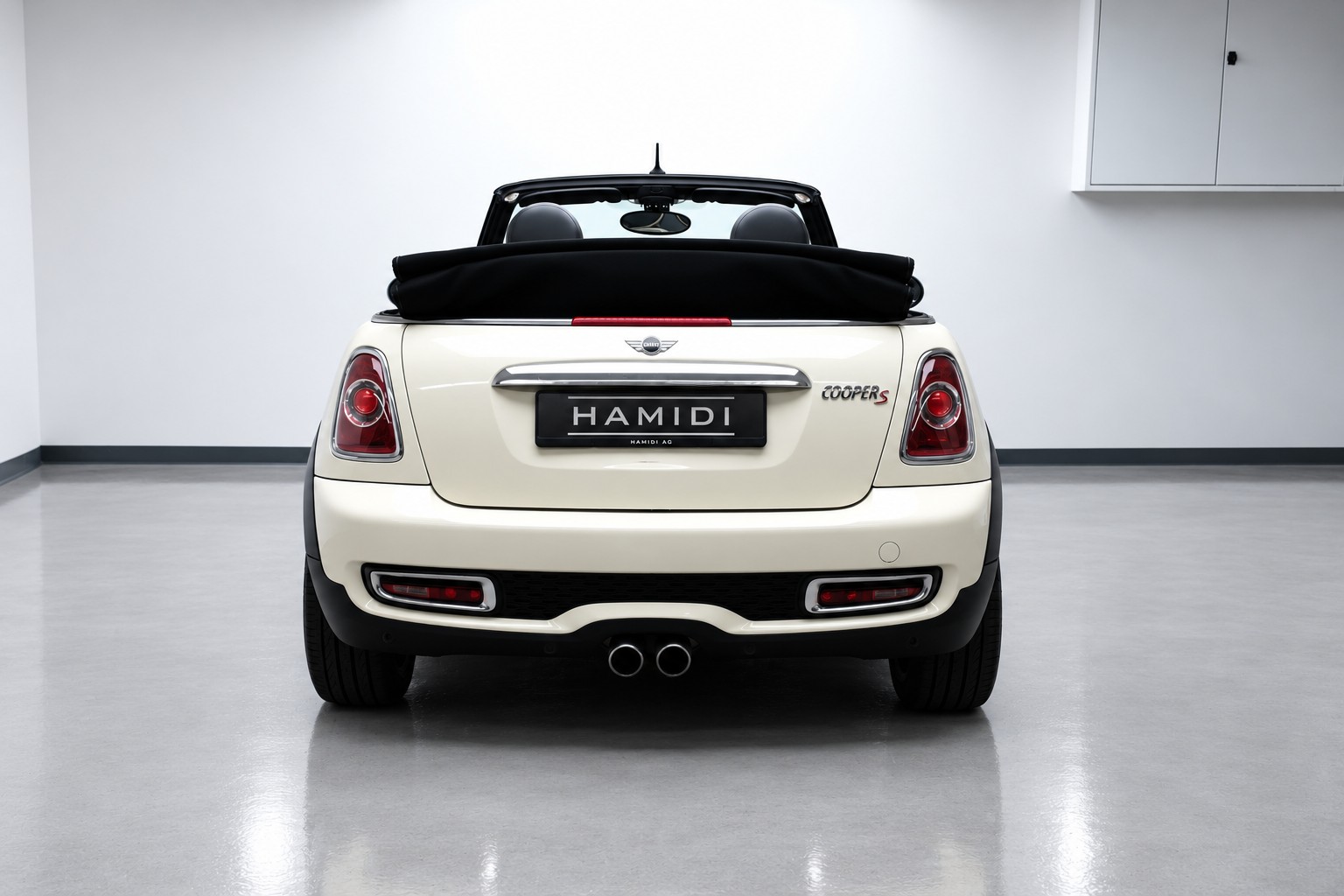 MINI Cooper S Cabriolet-image-2