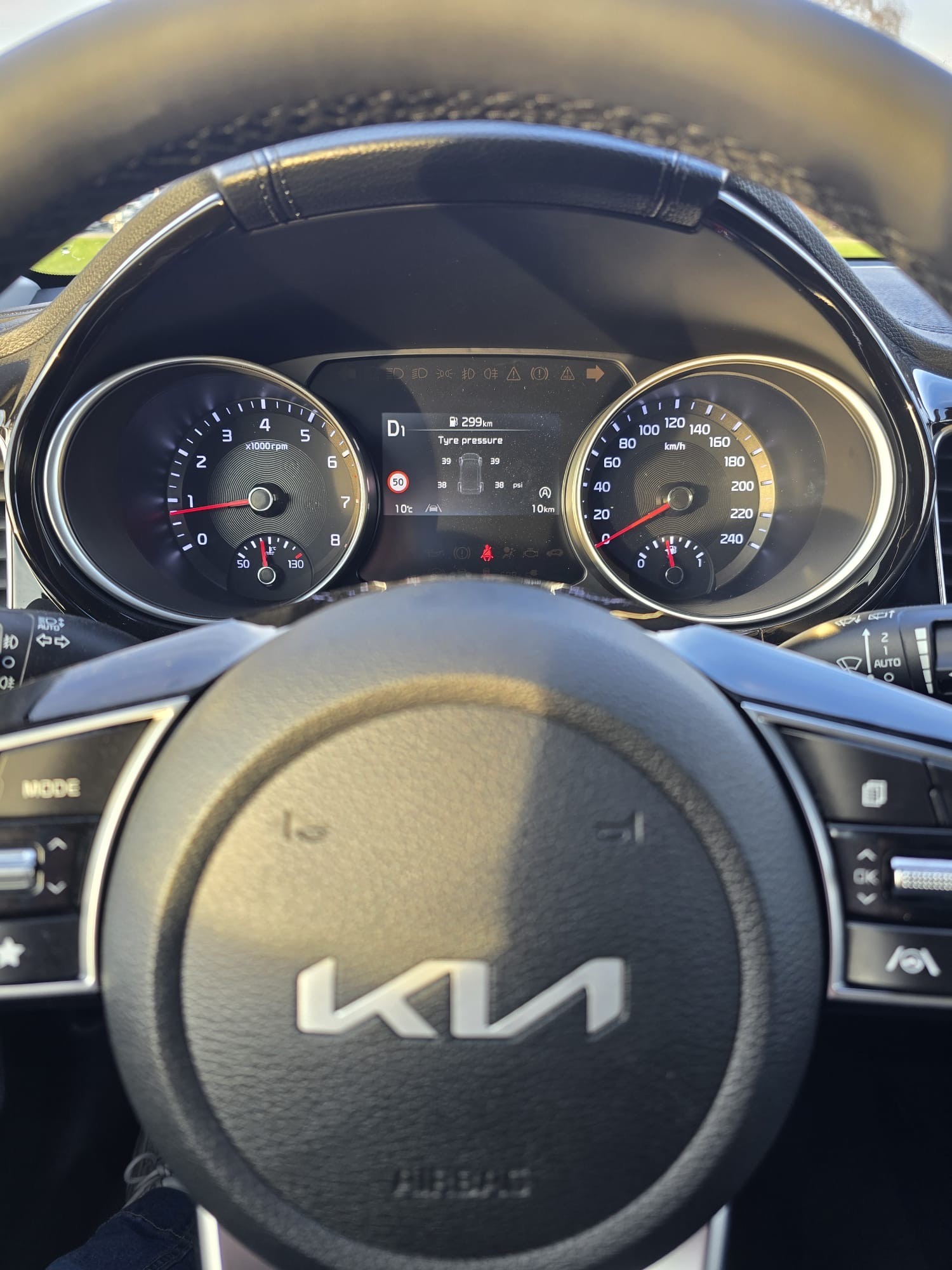 KIA Ceed 1.5 T-GDi MHEV Power DCT-image-12