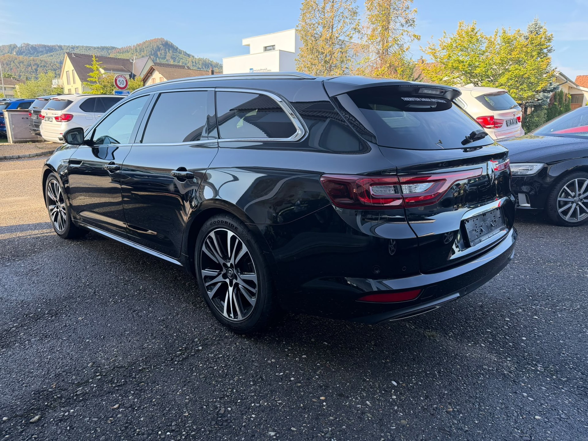 RENAULT Talisman Grandtour 1.6 dCi Initiale EDC-image-5