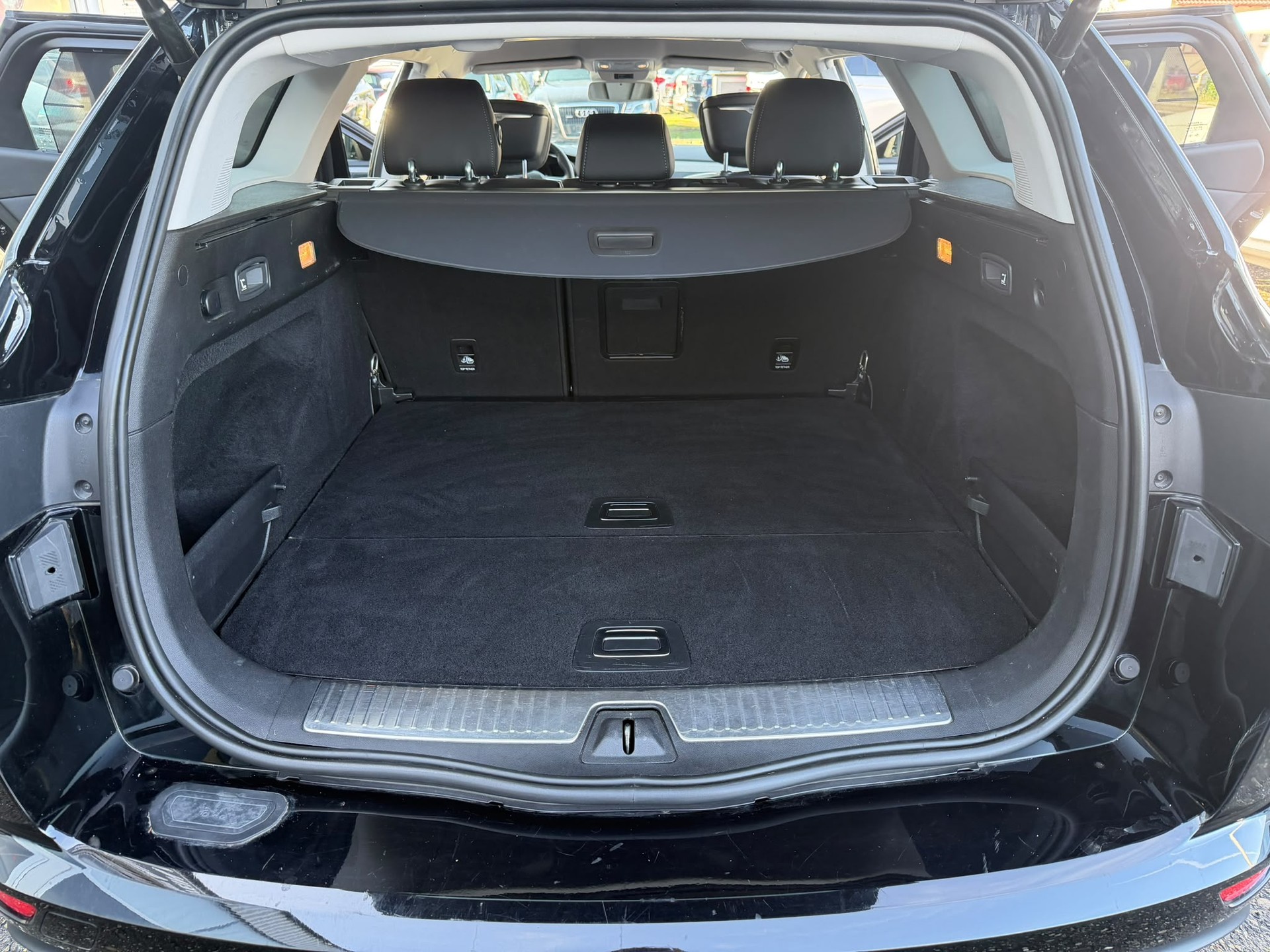 RENAULT Talisman Grandtour 1.6 dCi Initiale EDC-image-12