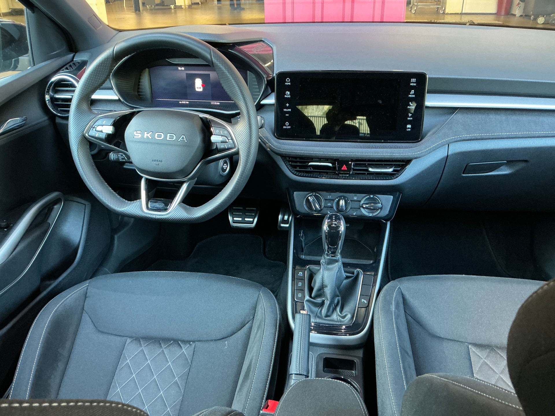 SKODA Fabia 1.0 TSI Selection DSG-image-7