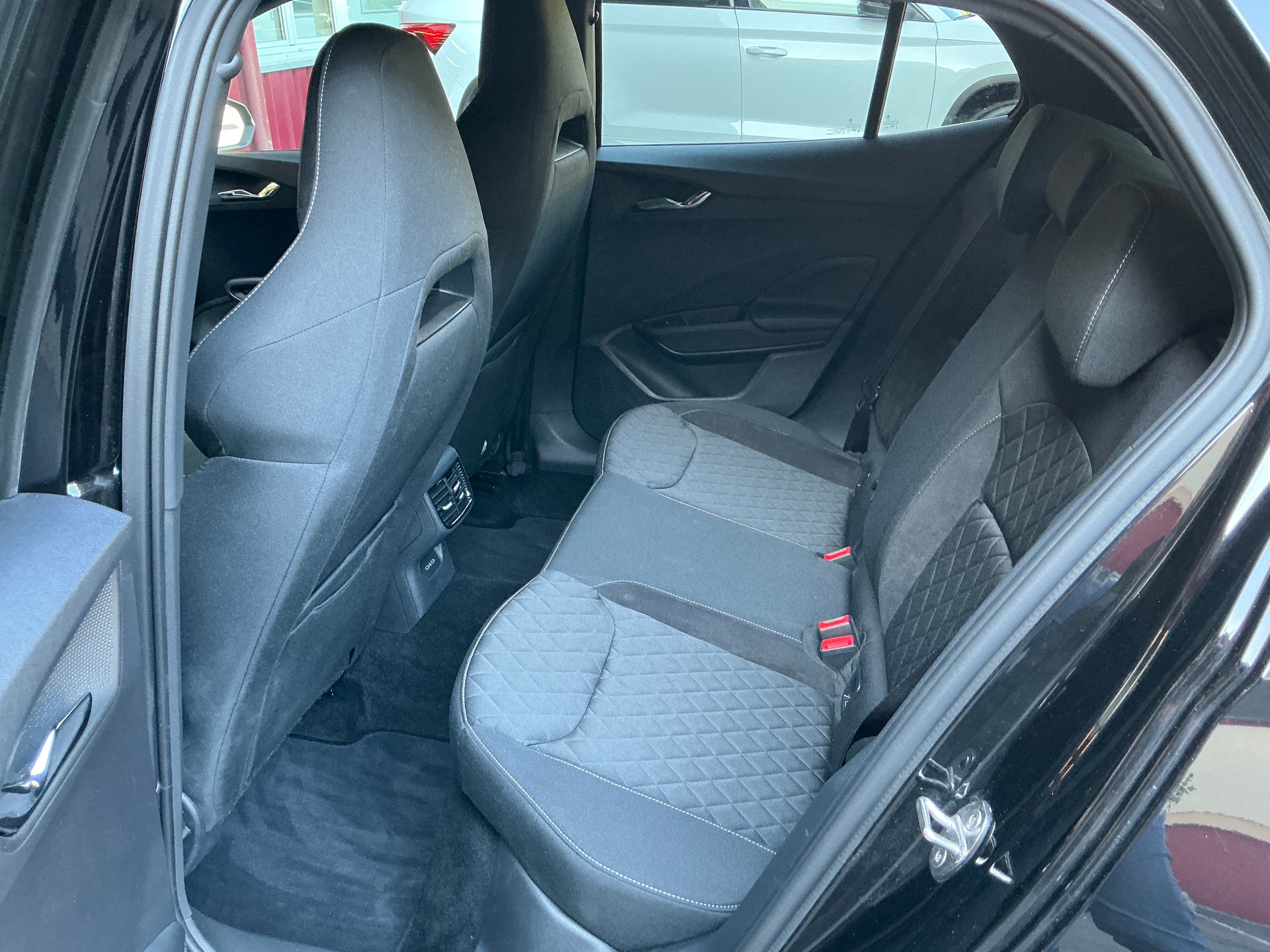 SKODA Fabia 1.0 TSI Selection DSG-image-6
