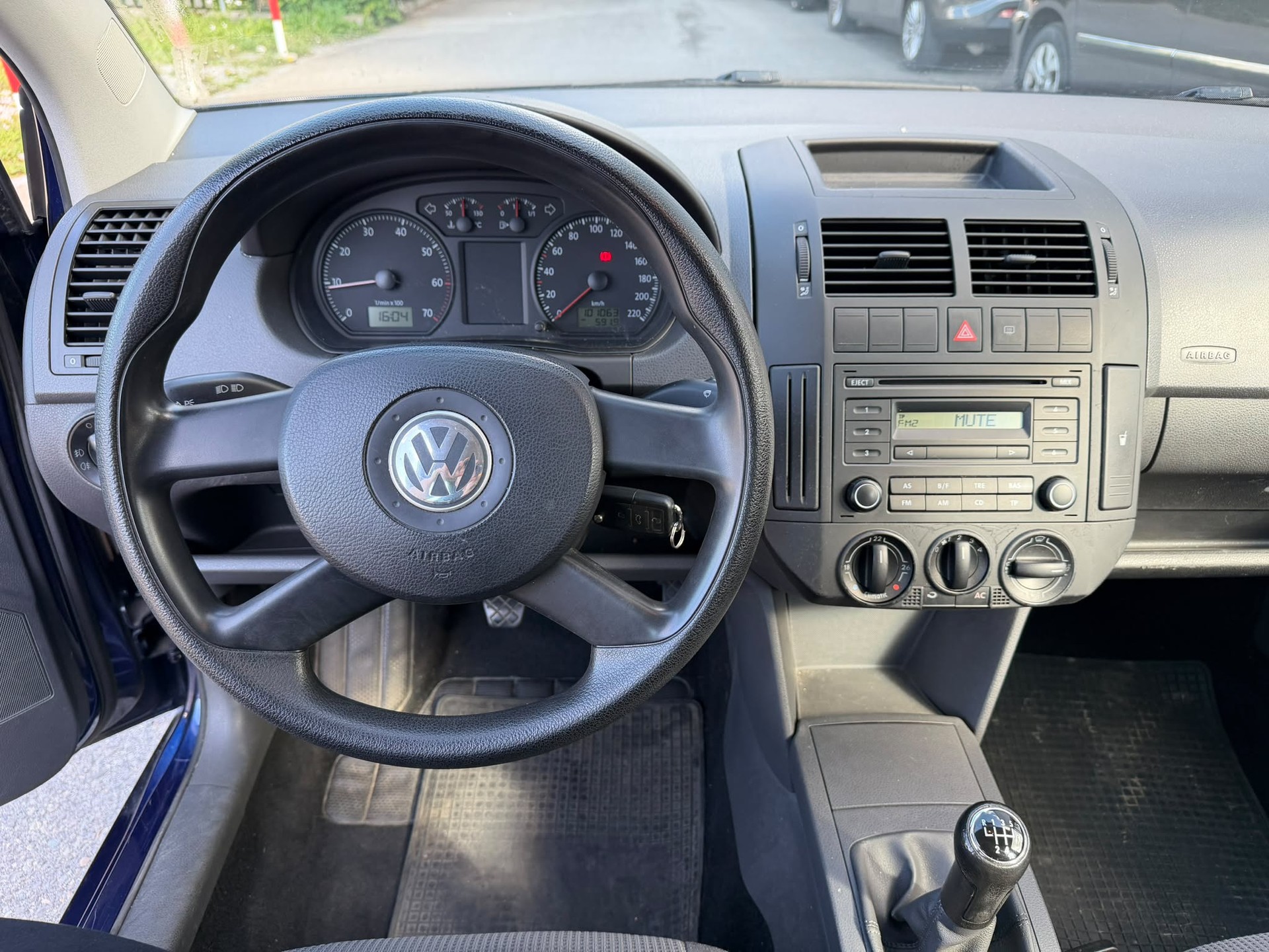 VW Polo 1.2 12V Comfortline-image-3