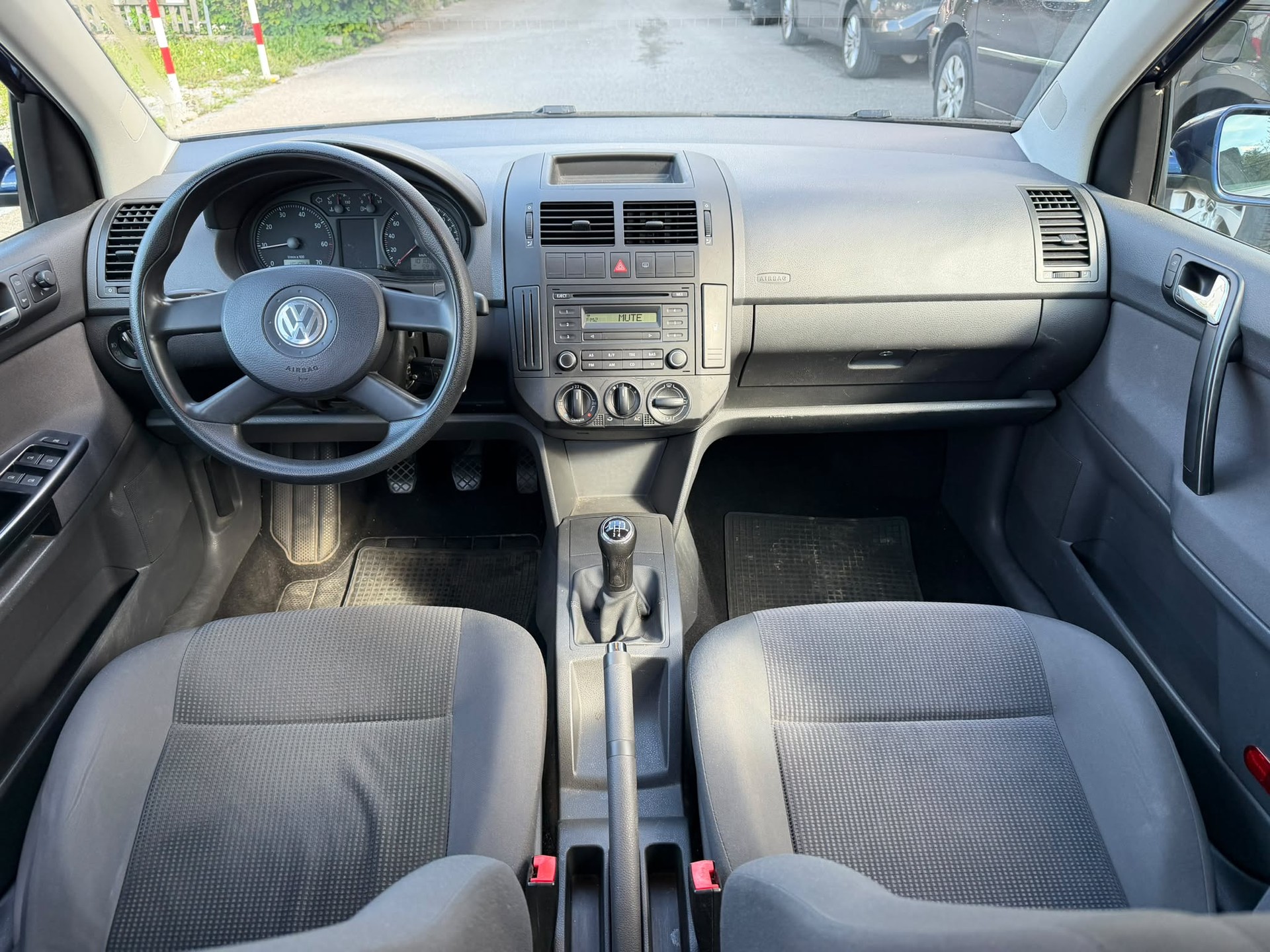 VW Polo 1.2 12V Comfortline-image-4