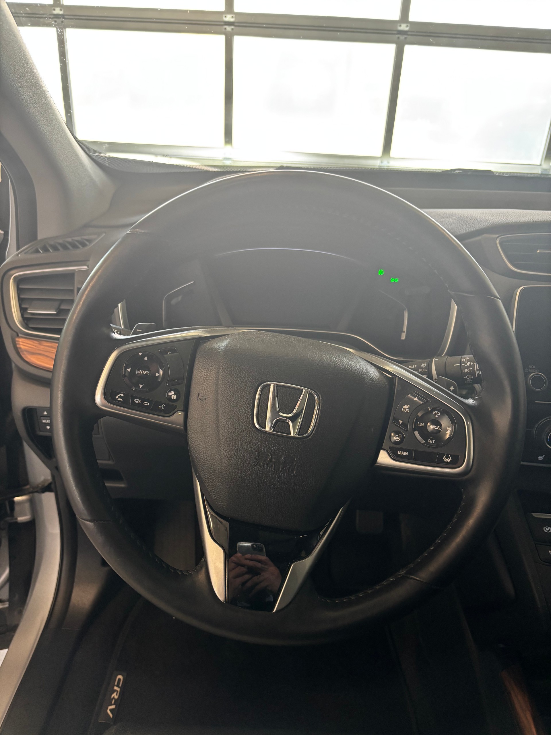 HONDA CR-V 1.5 i-VTEC Executive 4WD Automatic-image-8
