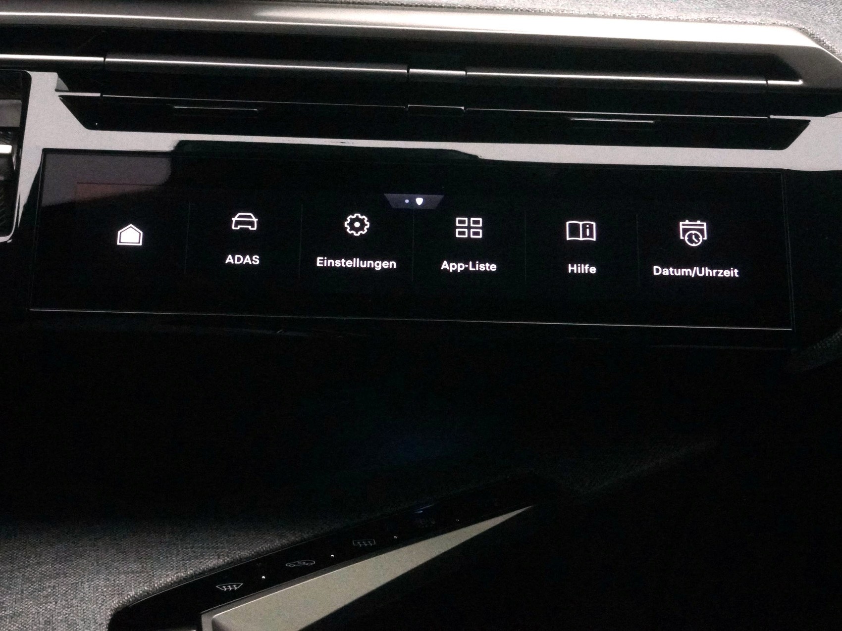 PEUGEOT 5008 1.6 PHEV GT Exclusive 7Plätzer-image-14
