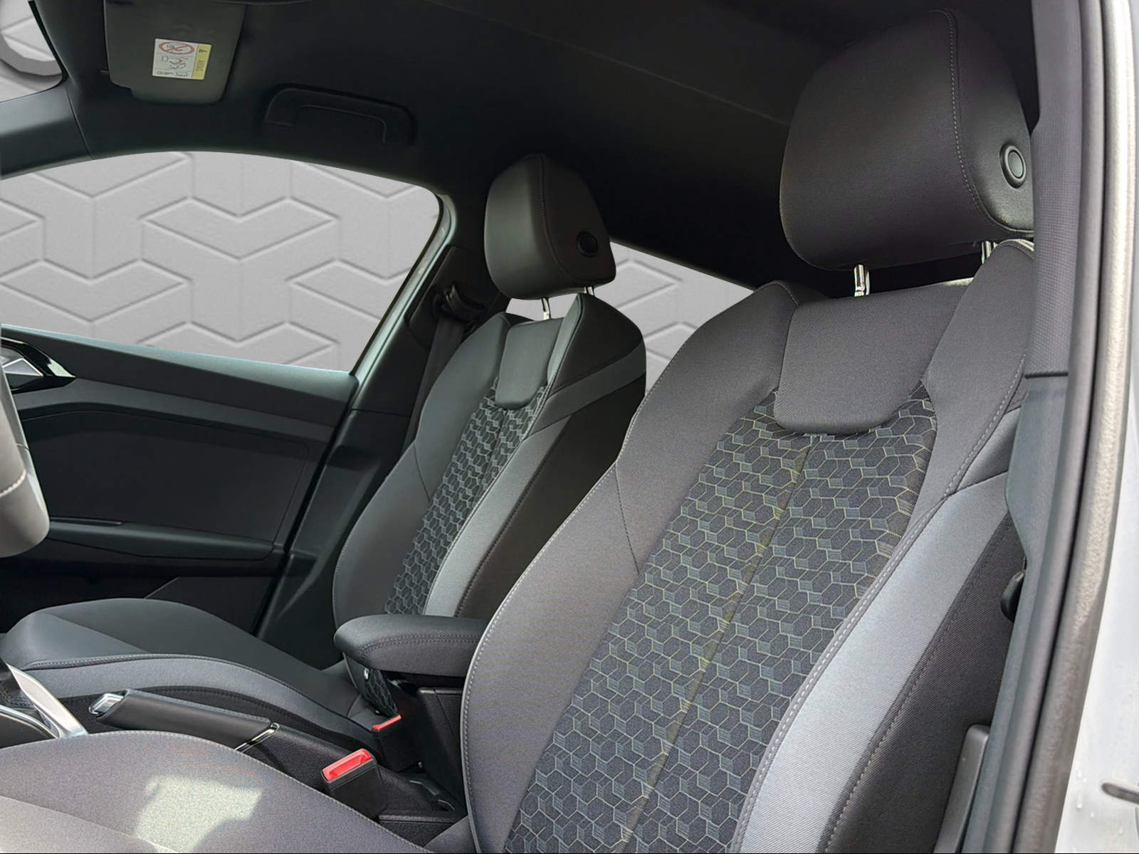 AUDI A1 Sportback 30 TFSI Attraction-image-6