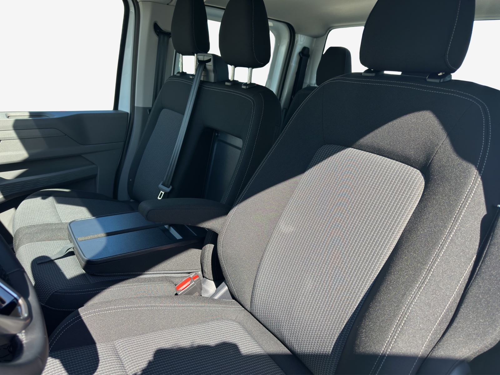 VW e-Transporter 70 kWh 4Motion-image-14