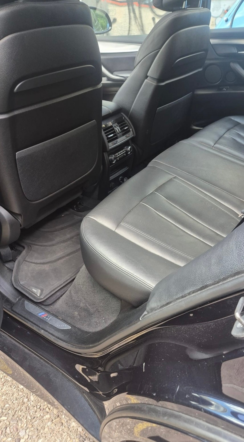 BMW X5 xDrive M50d Steptronic-image-10