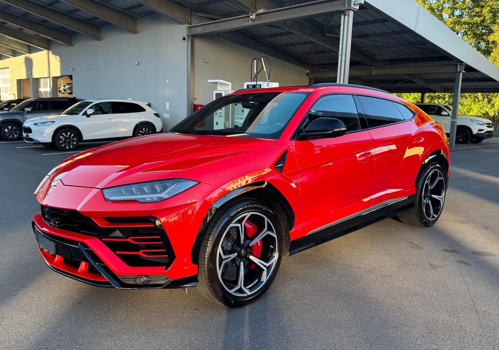 LAMBORGHINI Urus 636-image-5