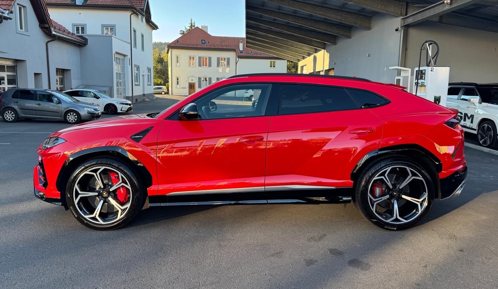 LAMBORGHINI Urus 636-image-6