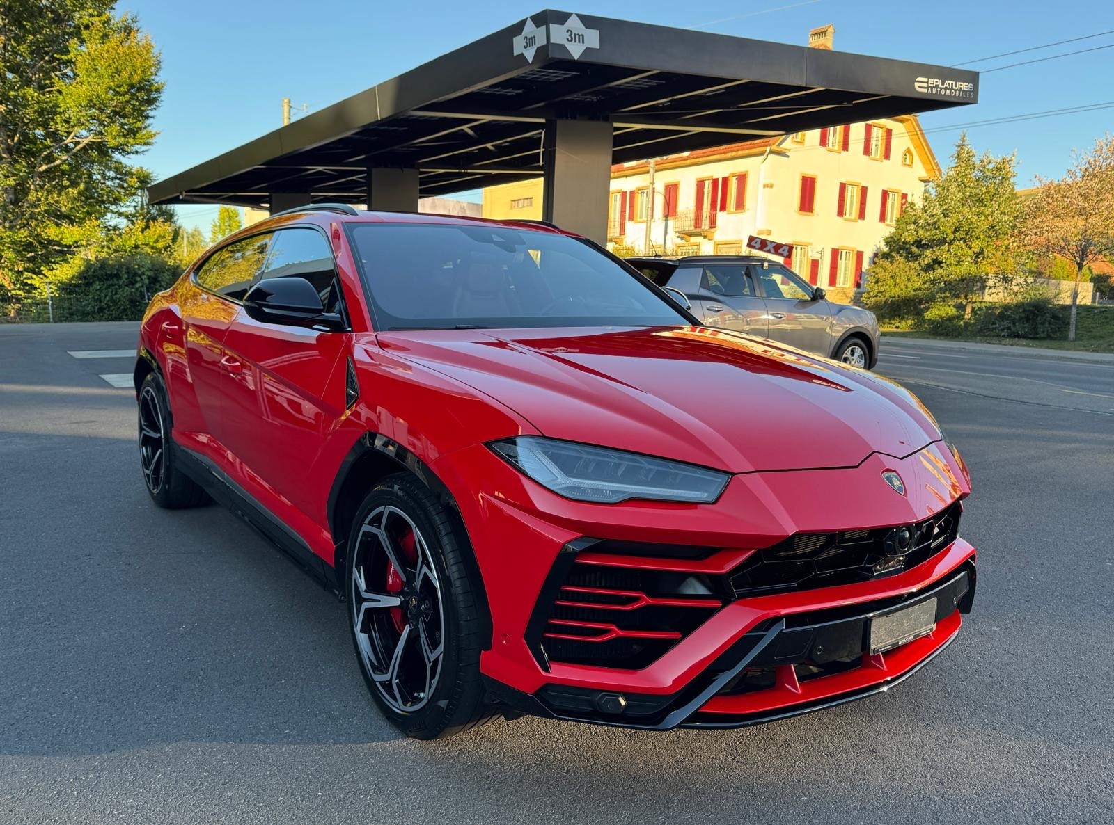 LAMBORGHINI Urus 636-image-0