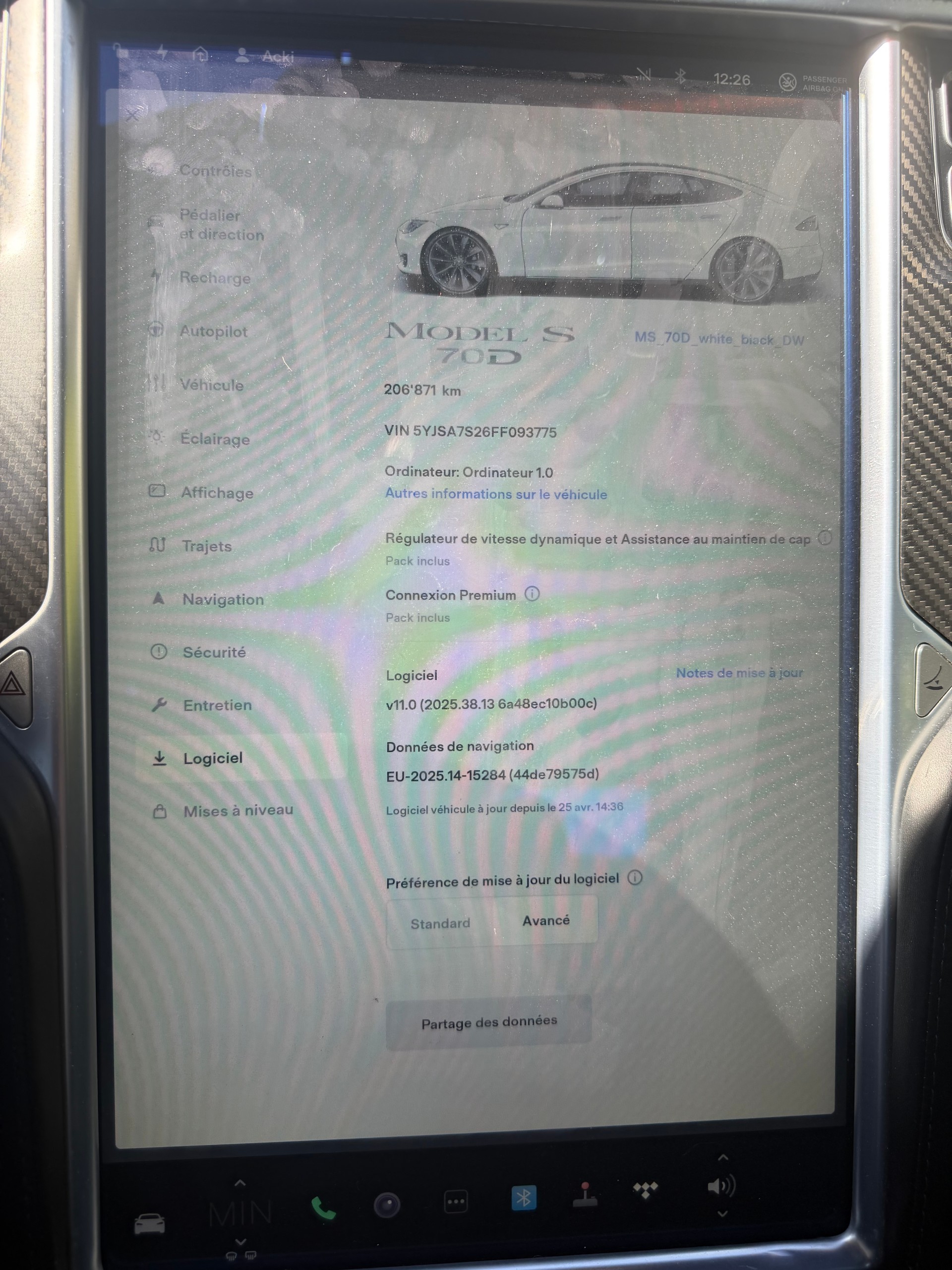 TESLA Model S 70 D-image-11