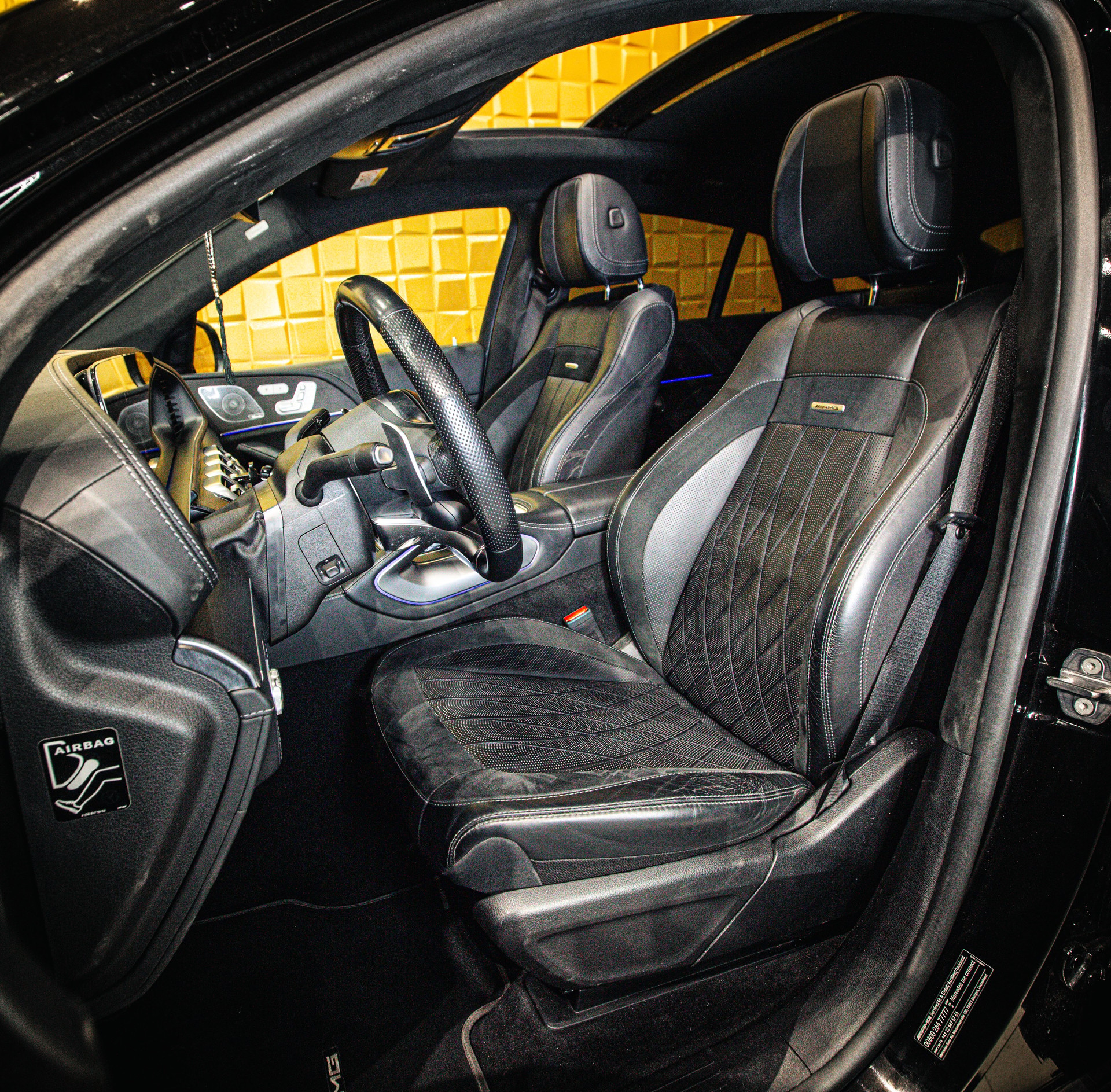 MERCEDES-BENZ GLE Coupé 53 AMG 4Matic+ Speedshift-image-9