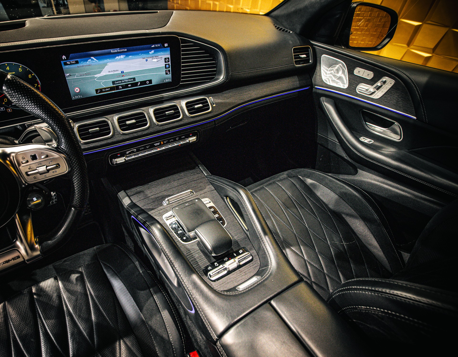 MERCEDES-BENZ GLE Coupé 53 AMG 4Matic+ Speedshift-image-17