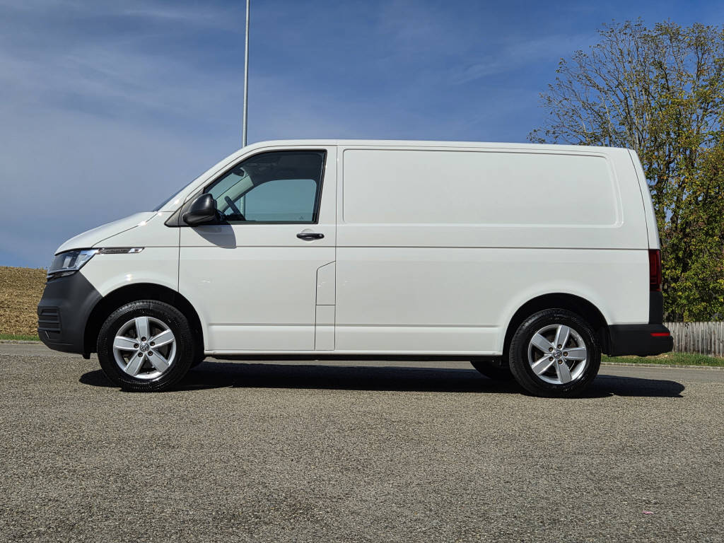 VW T6.1 fourg. 3000 2.0 TDI 110cv (crochet)-image-1