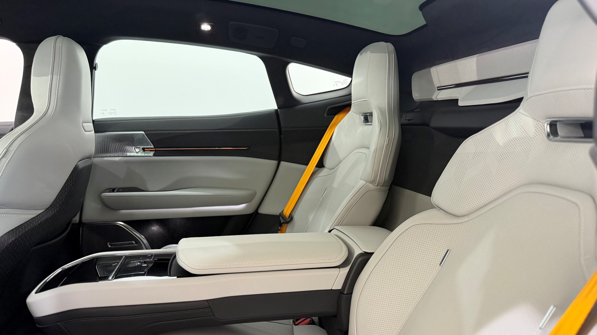 POLESTAR 5 Performance Launch Edition-image-5