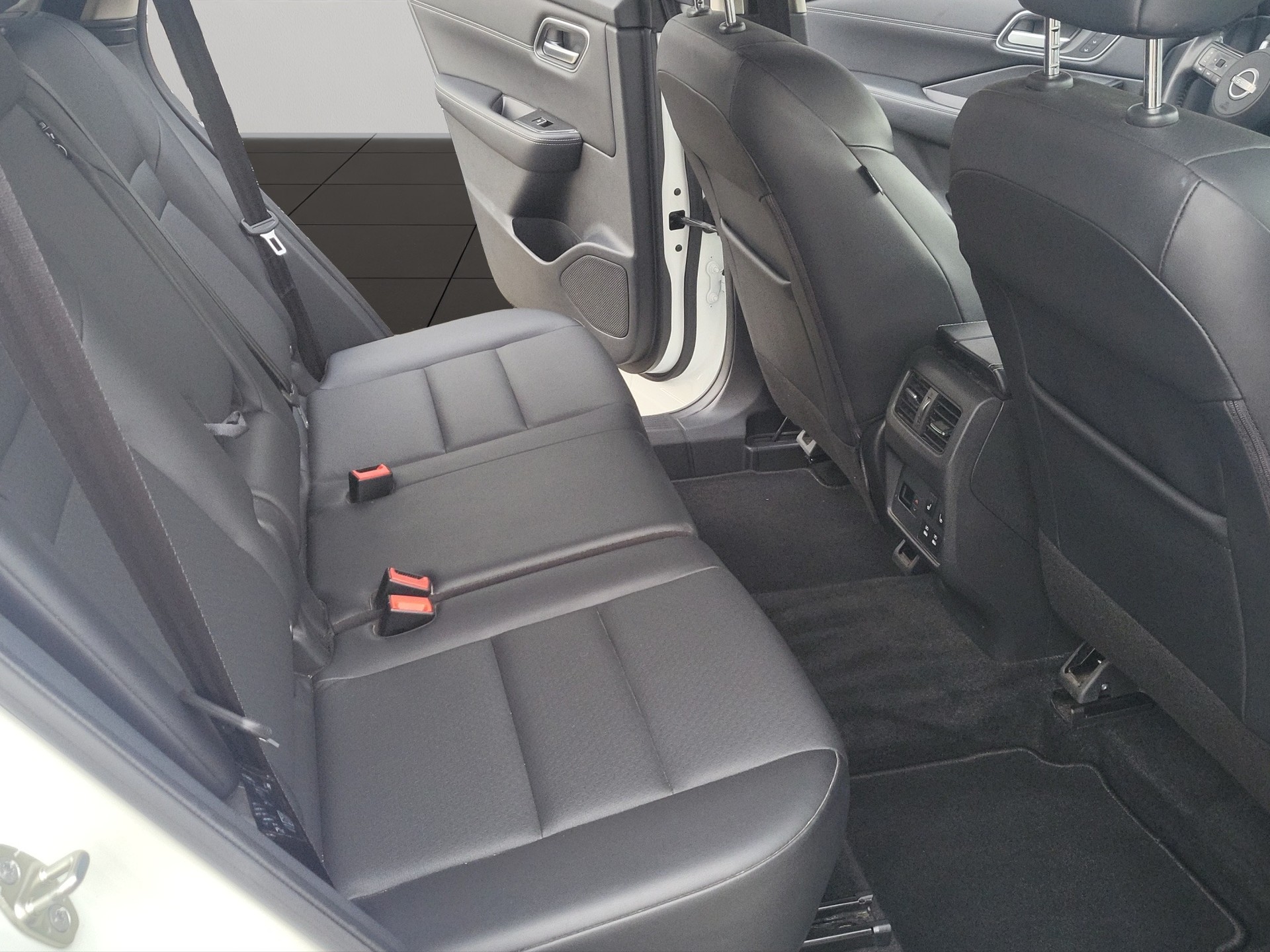 NISSAN X-Trail 1.5 VC-T e-Power 4WD Tekna+-image-2