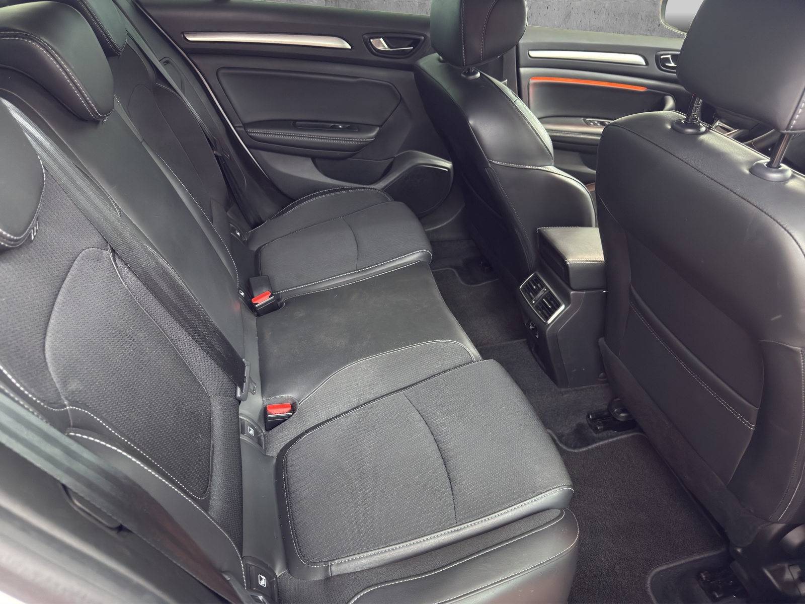 RENAULT Mégane Grandtour 1.5 dCi Techno EDC-image-23