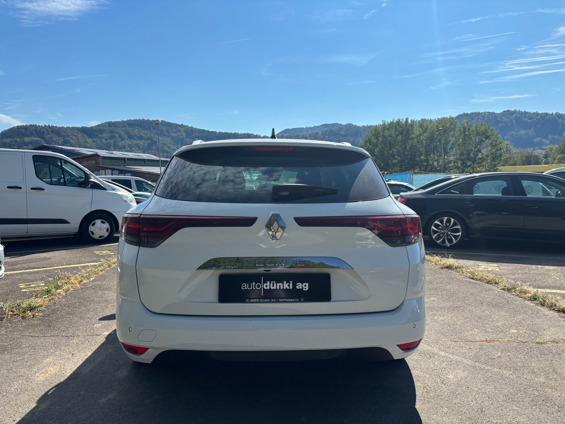 RENAULT Mégane Grandtour 1.5 dCi Techno EDC-image-3