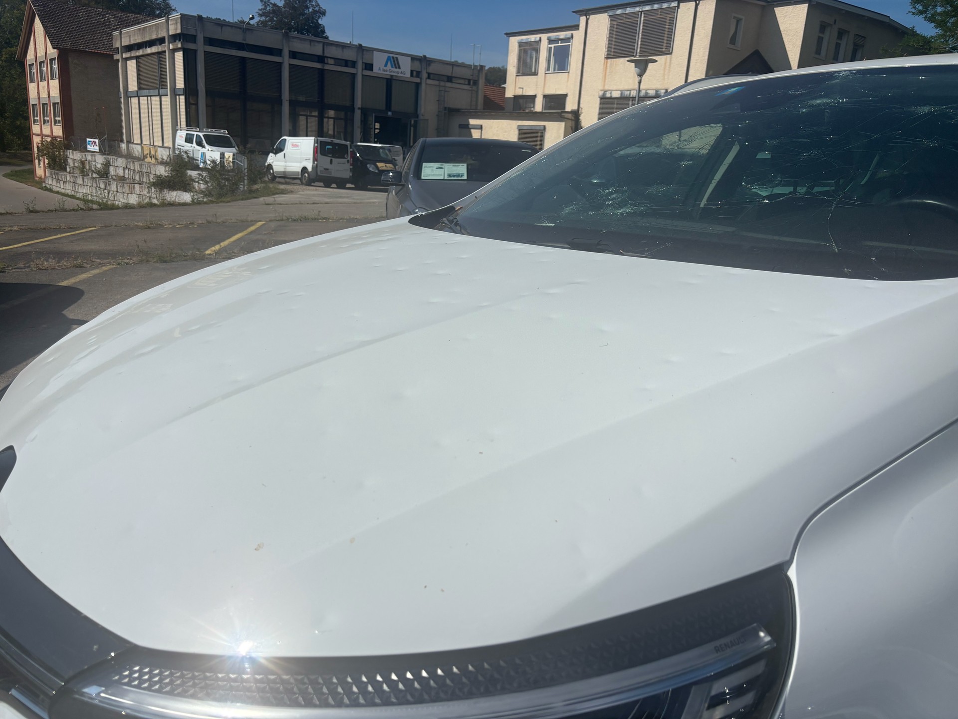 RENAULT Mégane Grandtour 1.5 dCi Techno EDC-image-12