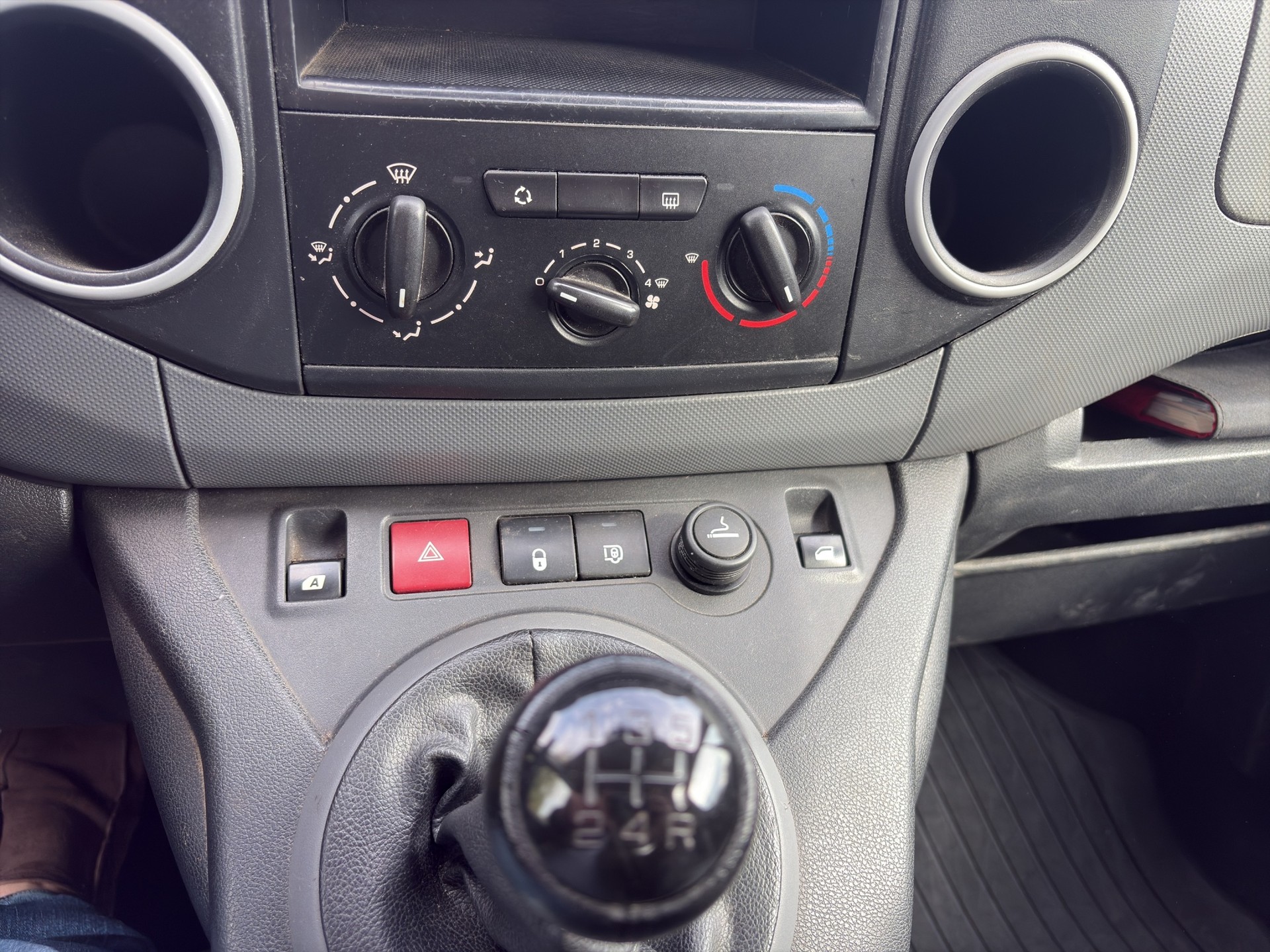CITROEN Berlingo 1.6 HDi 600-image-9
