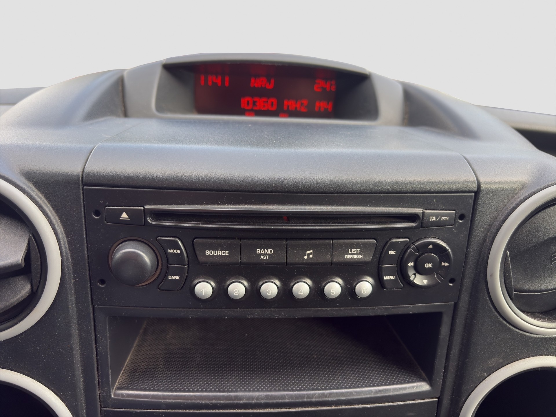 CITROEN Berlingo 1.6 HDi 600-image-10