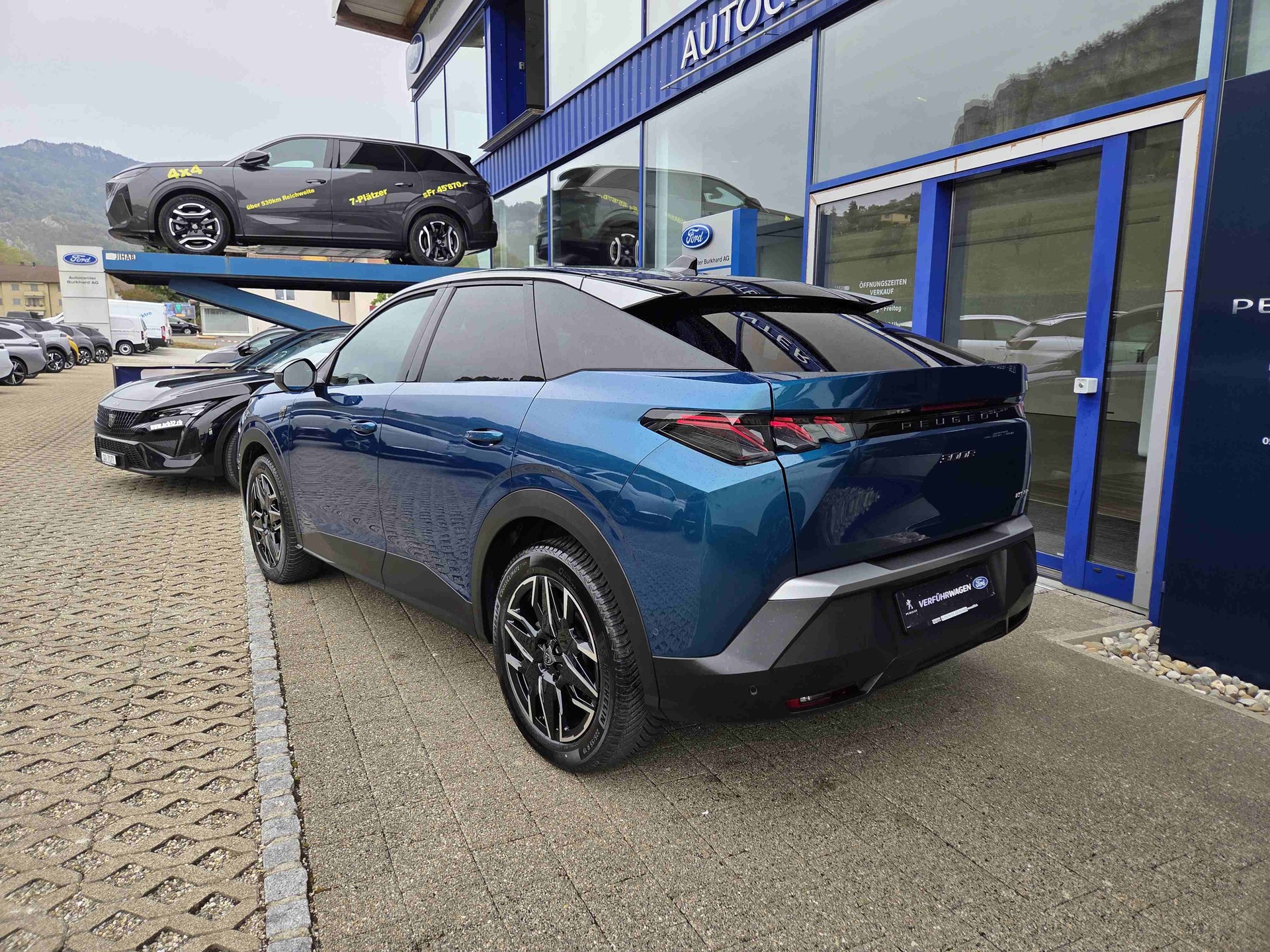 PEUGEOT 3008 1.2 Hybrid GT-image-2